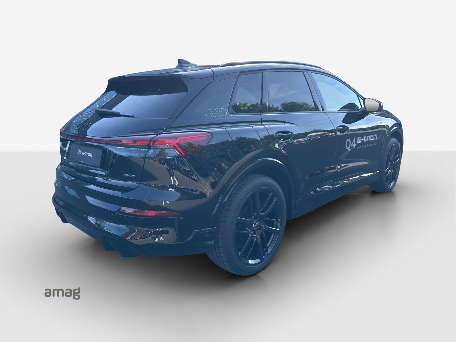 AUDI Q4 e-tron SUV quattro performance-image-4