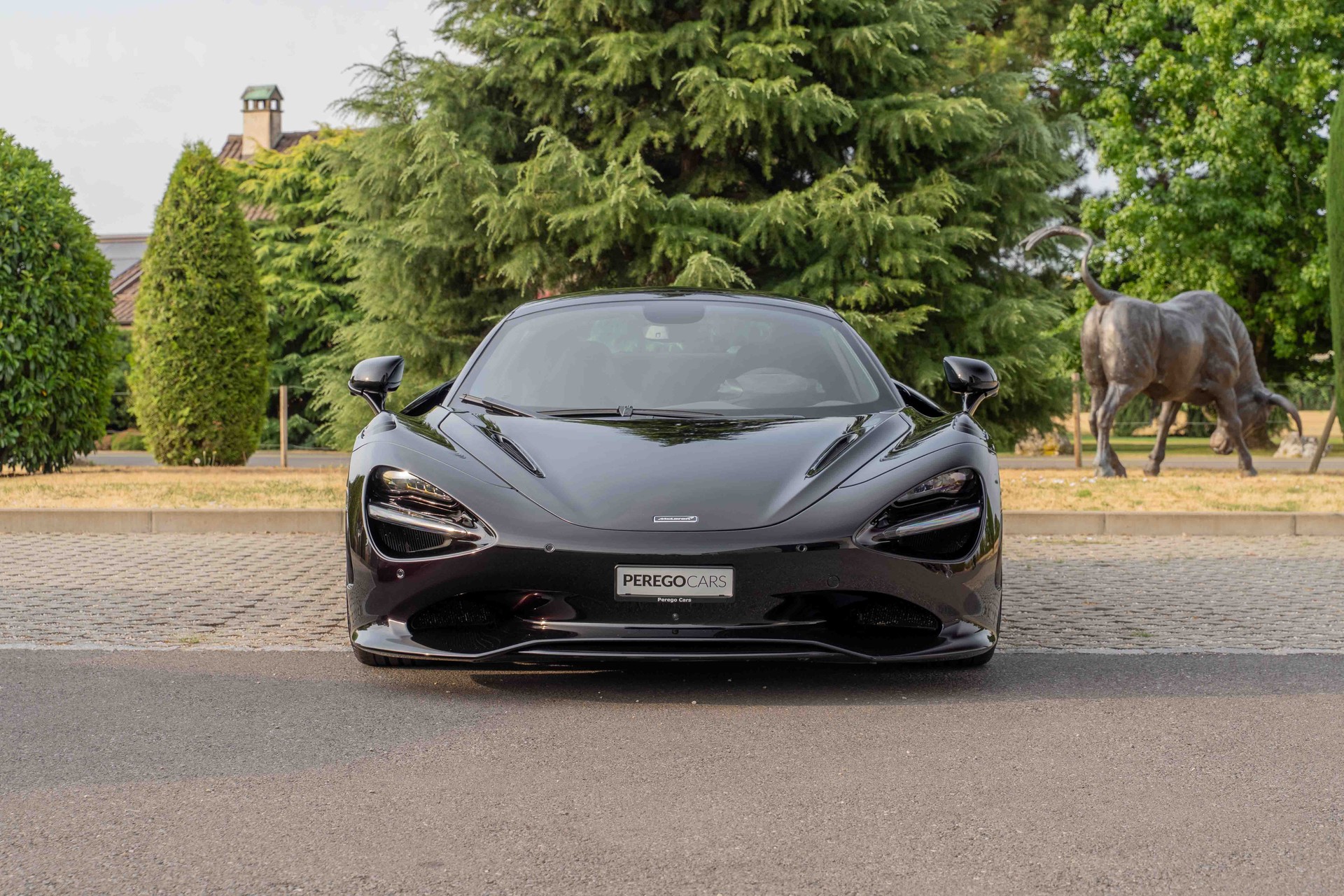 McLAREN 750S-image-3