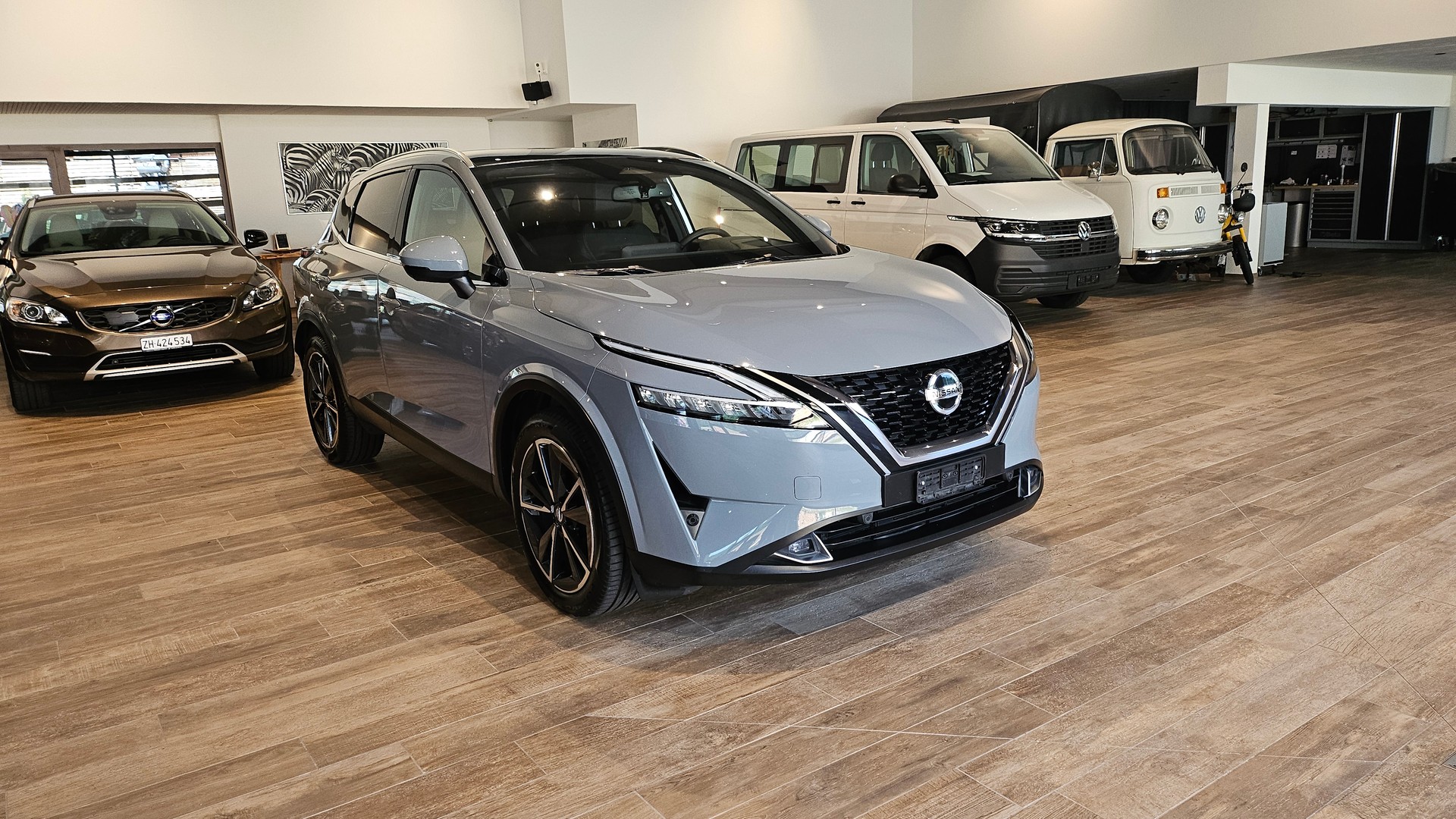 NISSAN Qashqai 1.3 DIG-T MHEV Tekna Xtronic 4x4-image-4