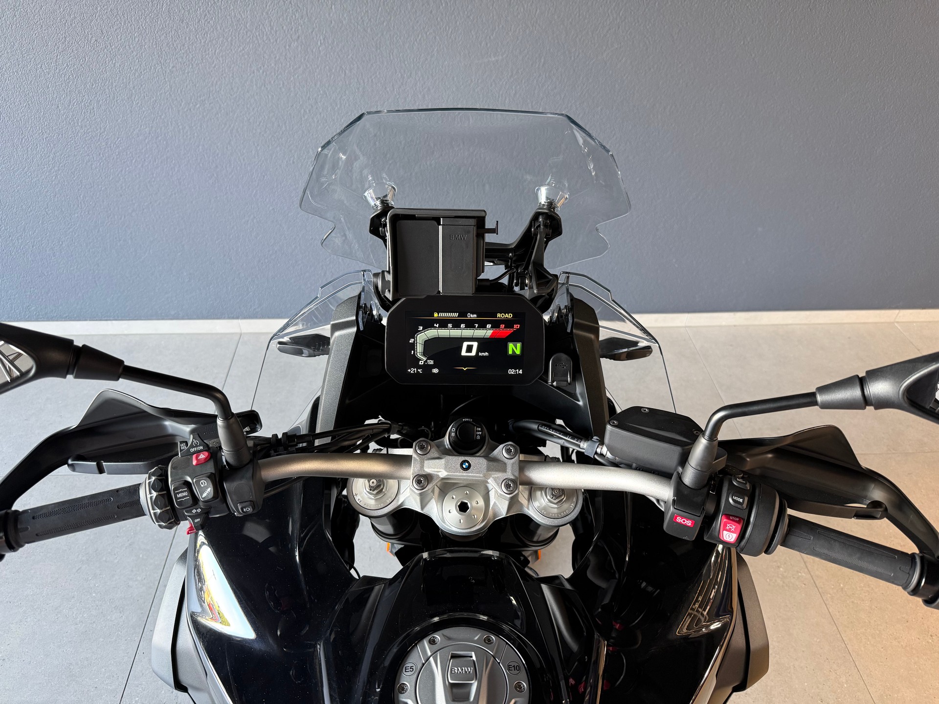 BMW F 900 GS Adventure-image-13