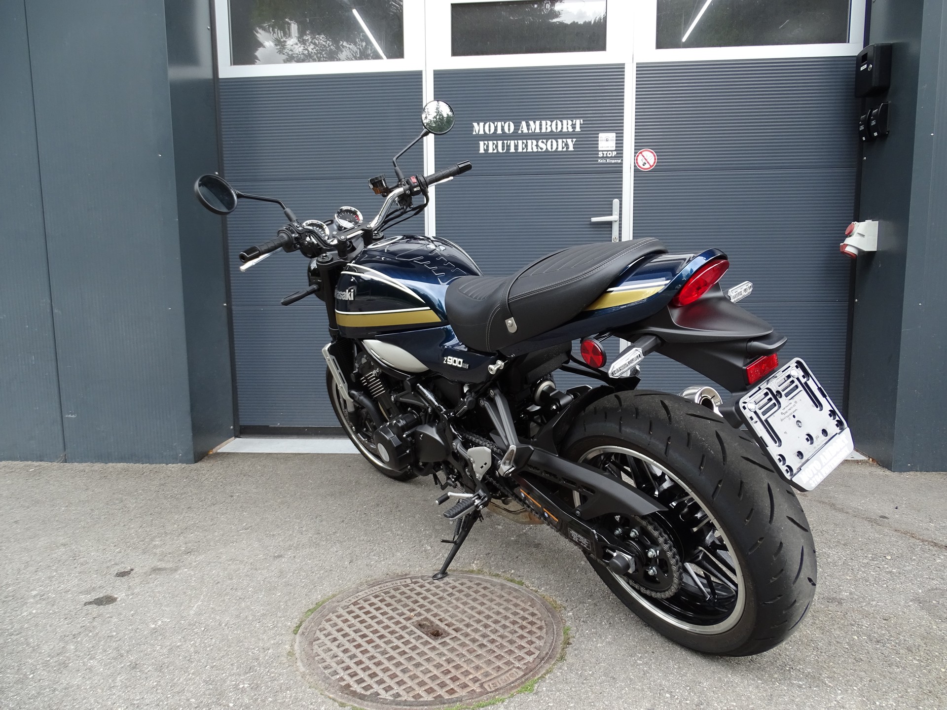 KAWASAKI Z 900 RS SE-image-5