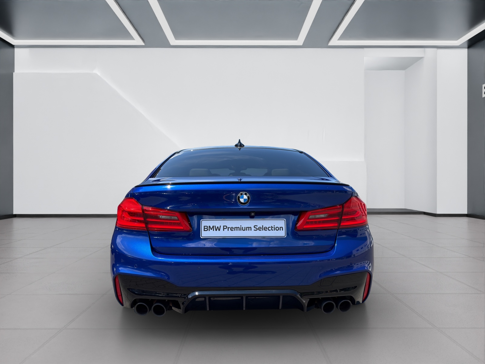 BMW M5 Competition xDrive-image-3