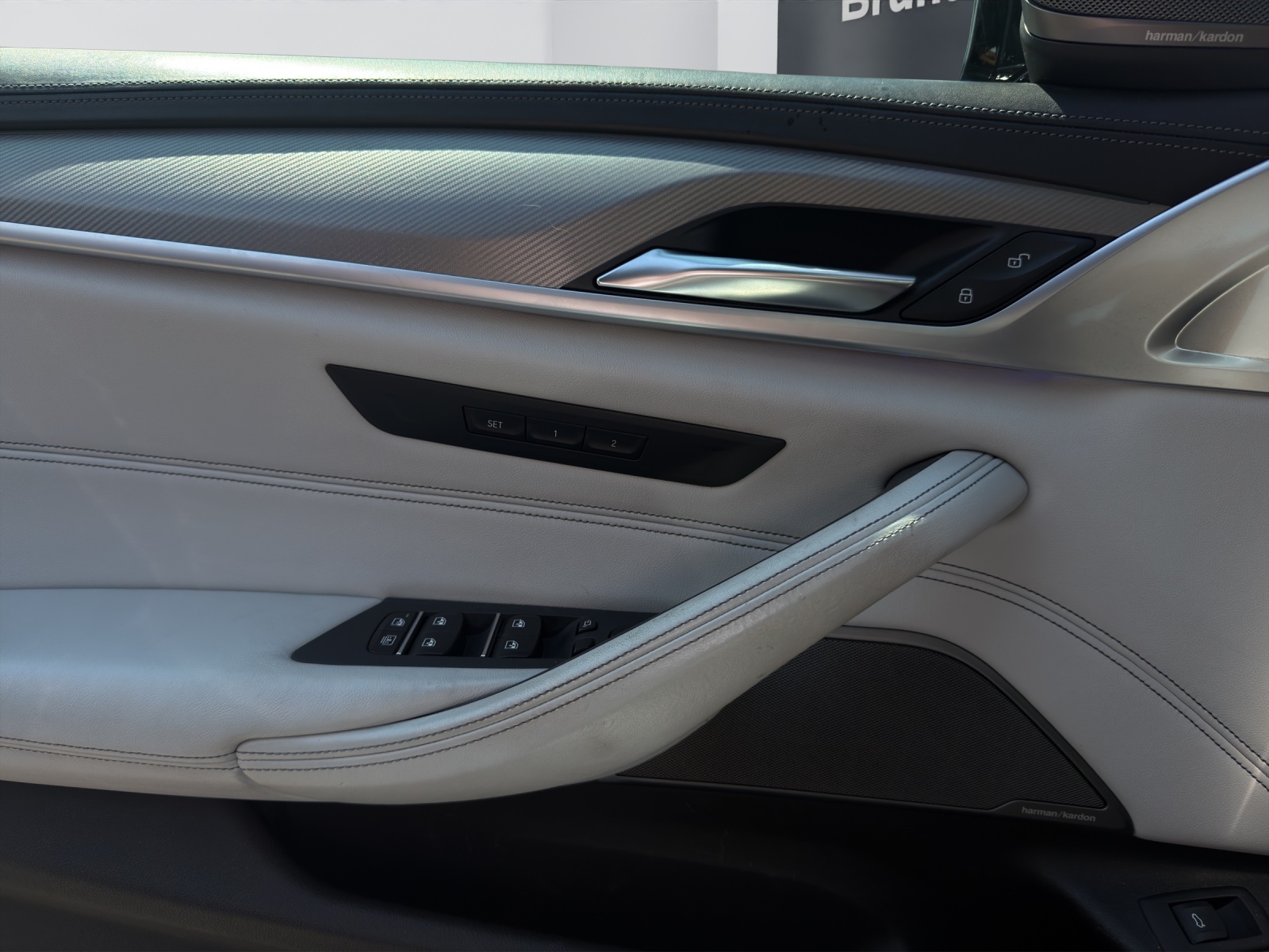 BMW M5 Competition xDrive-image-18
