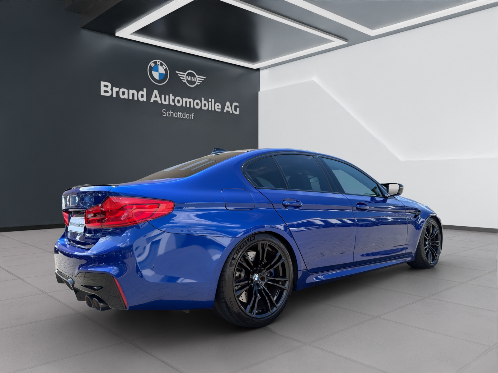 BMW M5 Competition xDrive-image-4