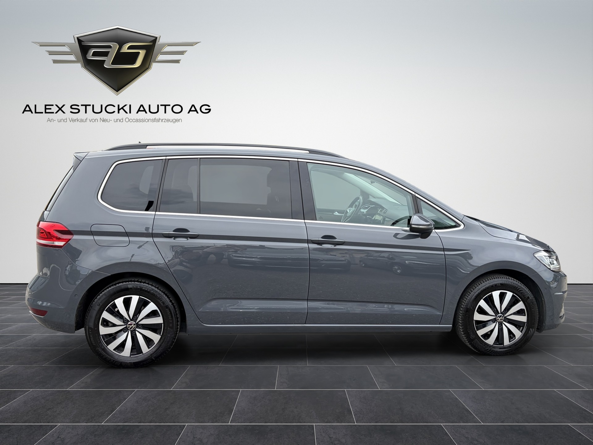 VW Touran 2.0 TDI BlueMotion Technology Comfortline DSG-image-7