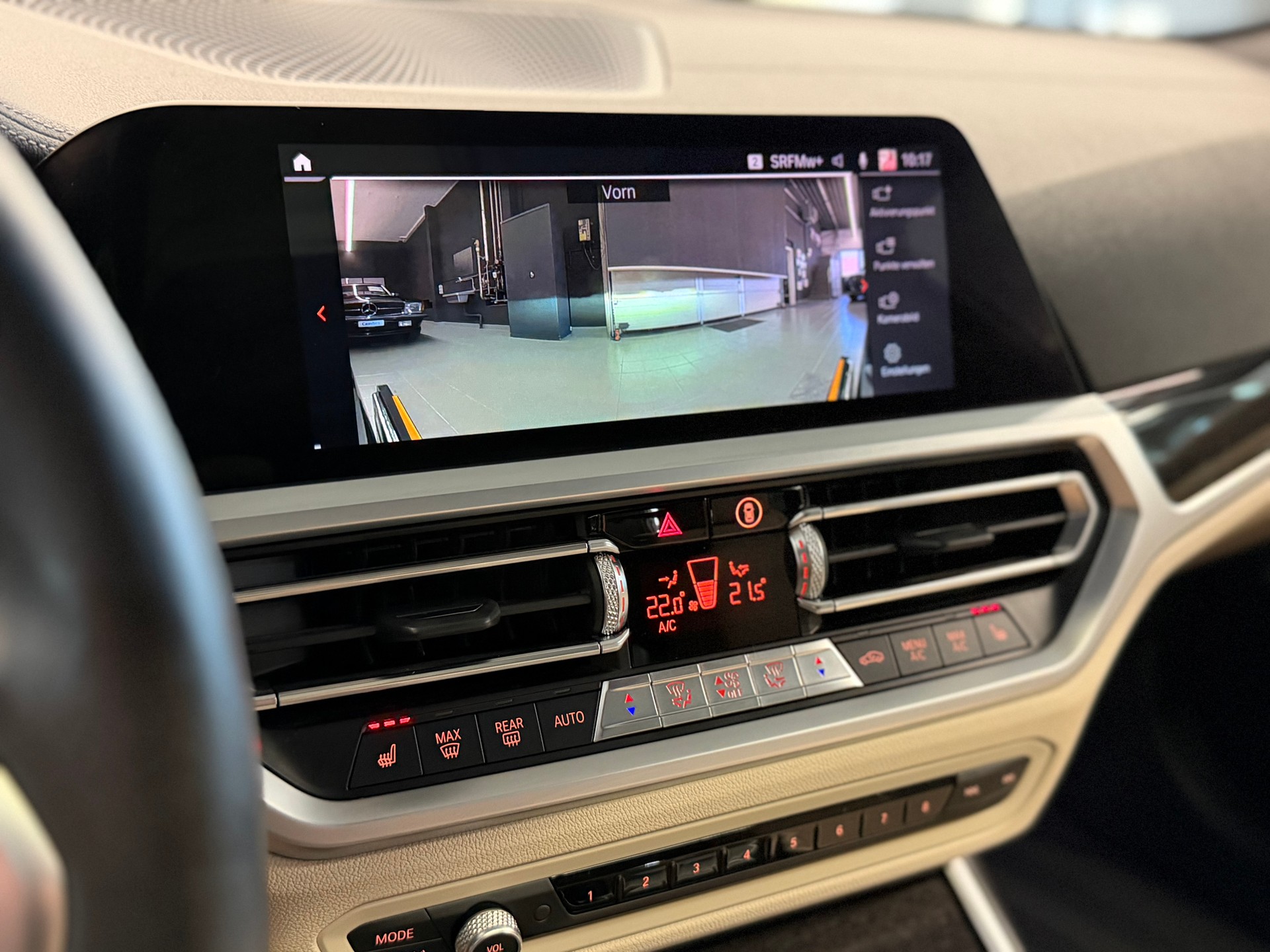 BMW 320d xDrive M Sport Steptronic-image-21