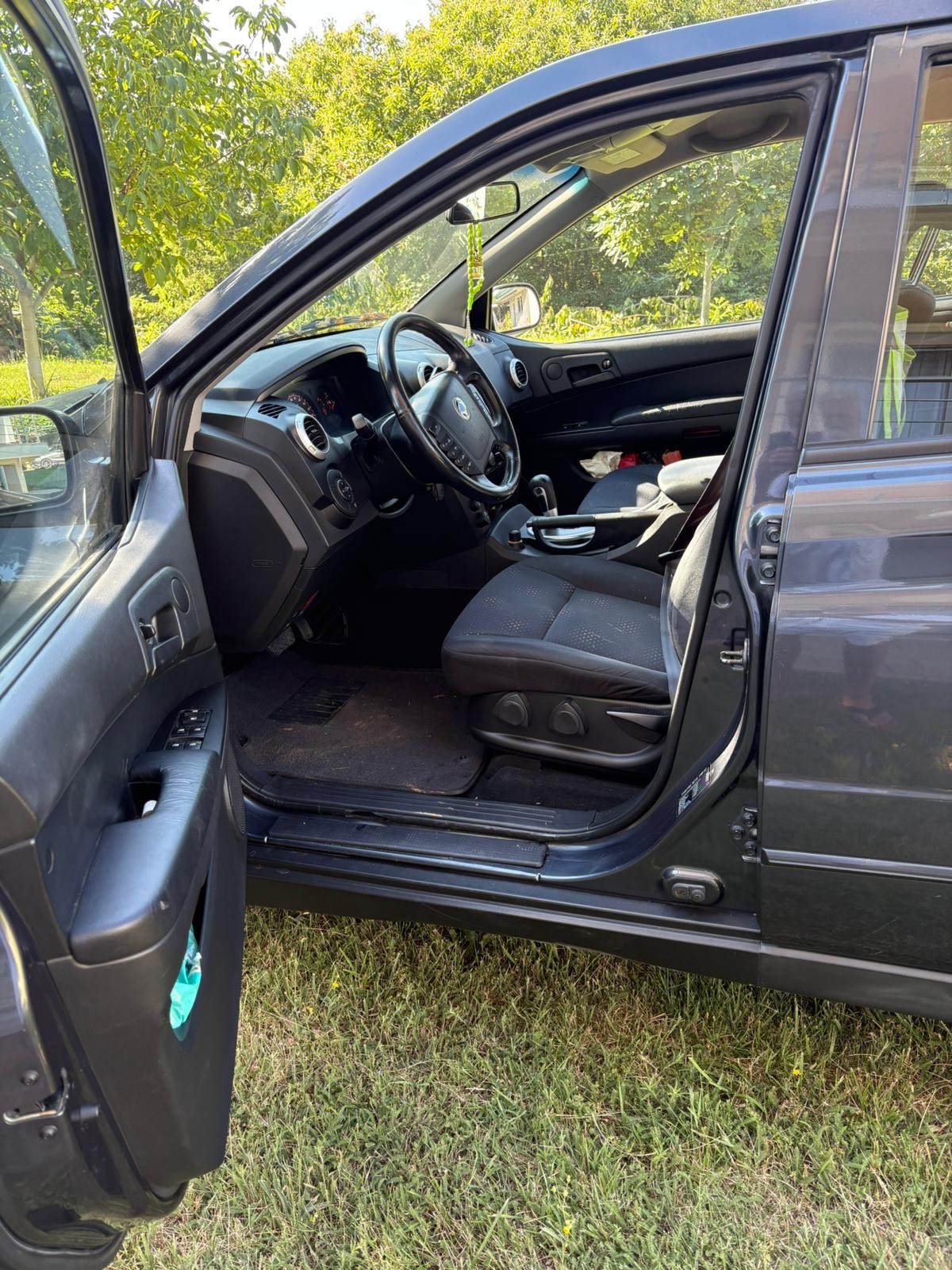 KGM-SsangYong Actyon 200 Xdi 4WD Comfort Automatic-image-5