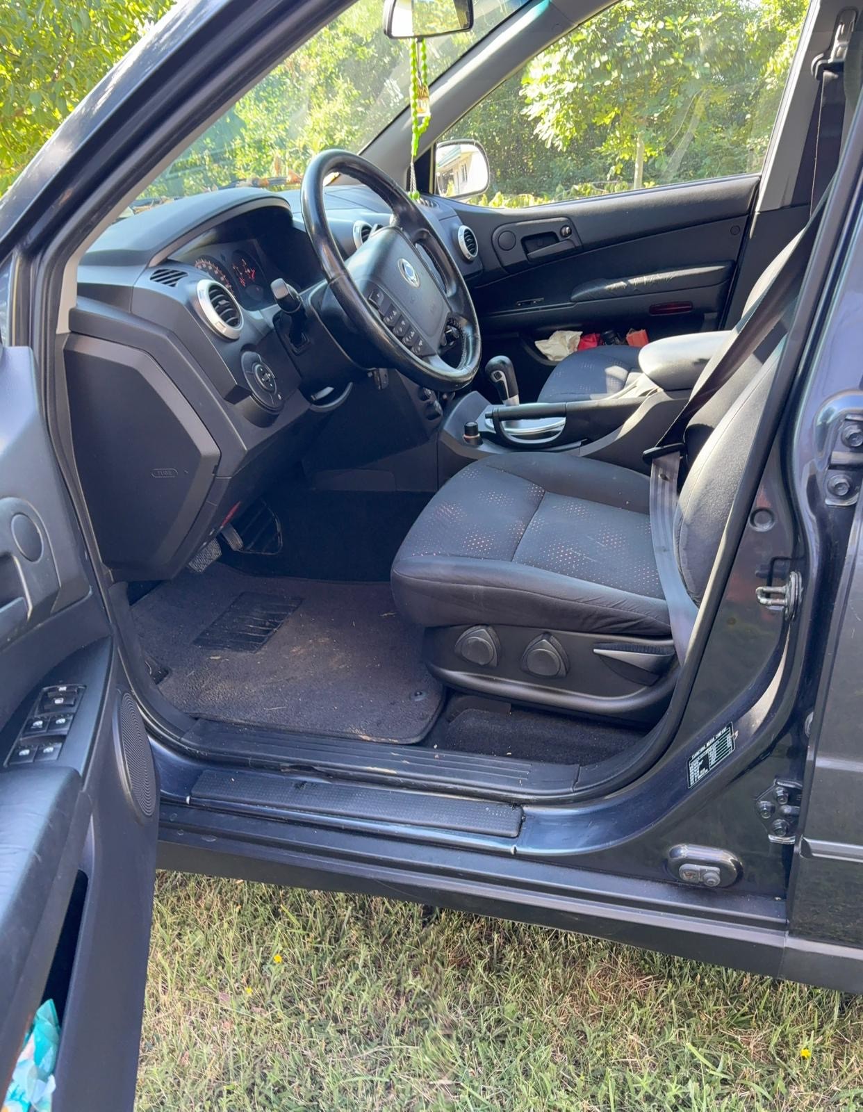 KGM-SsangYong Actyon 200 Xdi 4WD Comfort Automatic-image-4