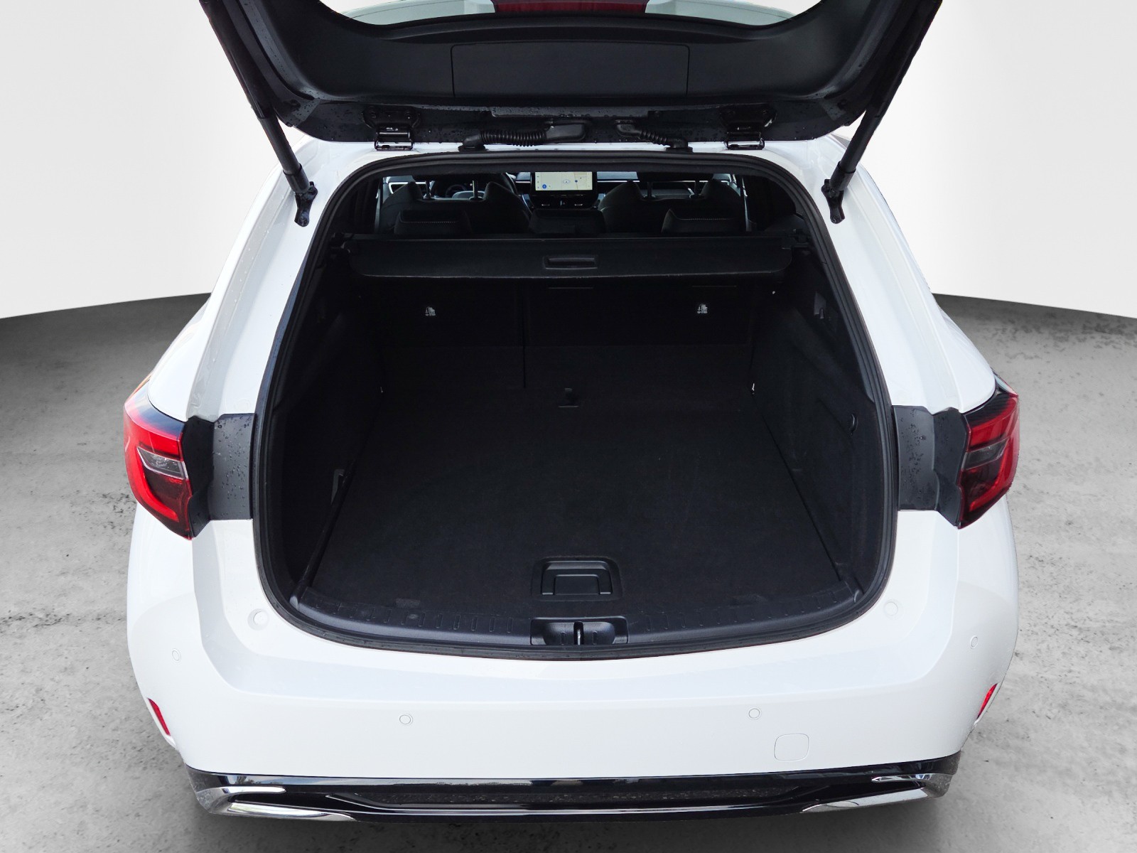 TOYOTA Corolla Touring Sports 2.0 HSD Trend e-CVT-image-8