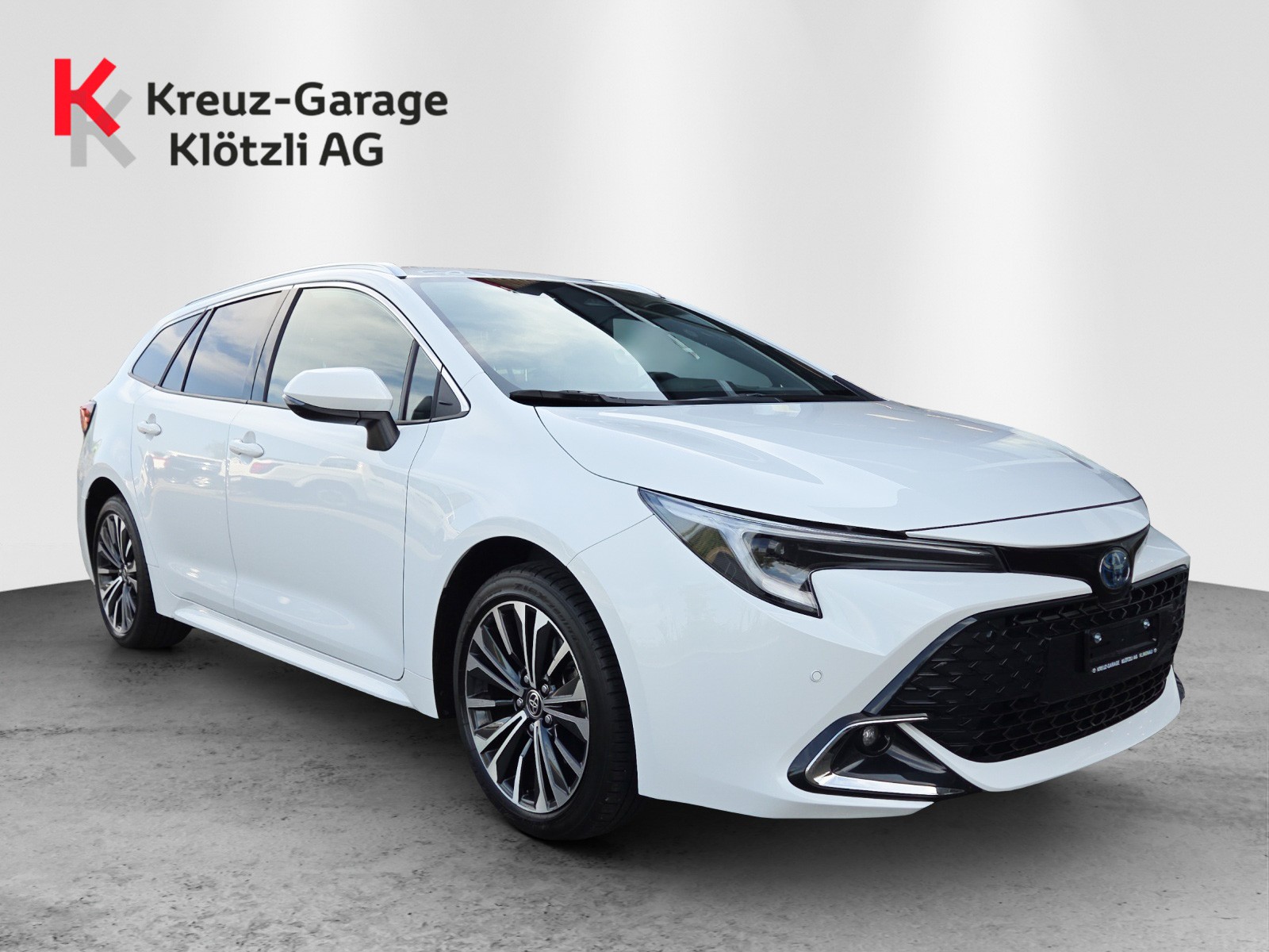 TOYOTA Corolla Touring Sports 2.0 HSD Trend e-CVT-image-0