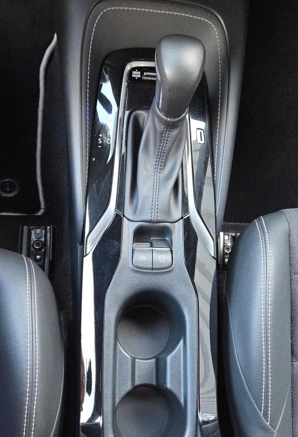TOYOTA Corolla Touring Sports 2.0 HSD Trend e-CVT-image-15