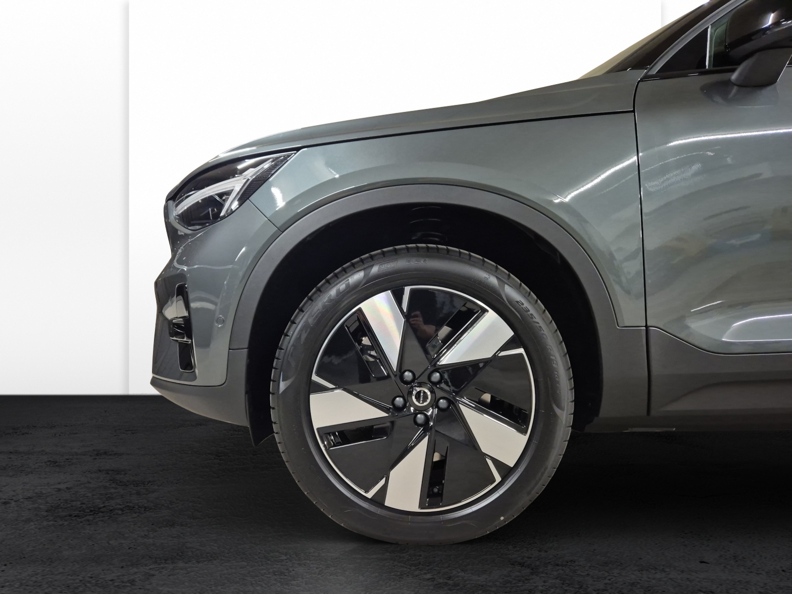 VOLVO EX40 Twin Performance Ultra AWD-image-19