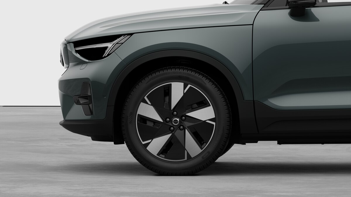 VOLVO EX40 Twin Performance Ultra AWD-image-6