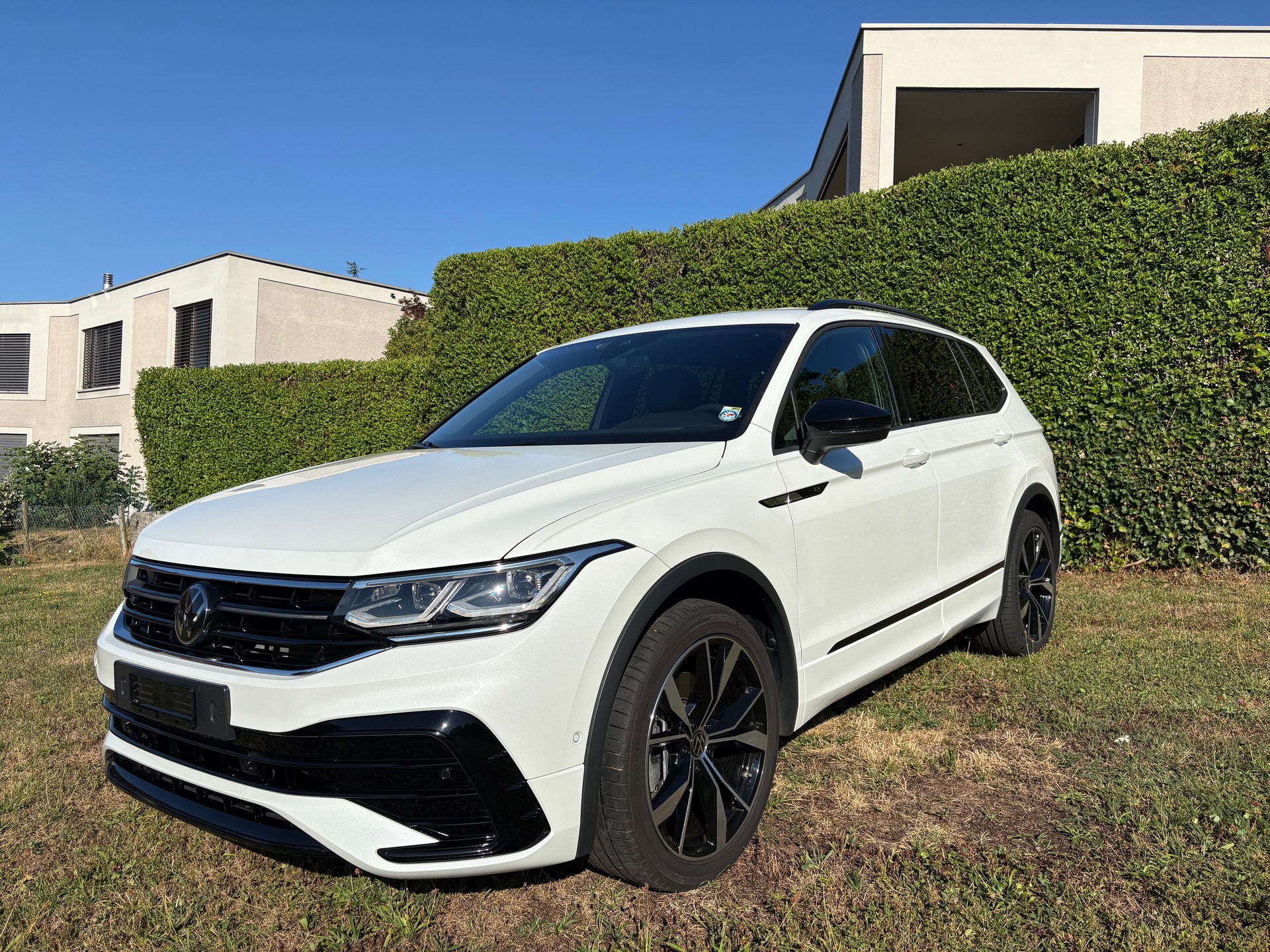 VW Allspace 2.0TSI R-Line, Standheizung, Werksgarantie bis 24.03.2030, 7-Plätzer, 8-fach Bereift-image-0