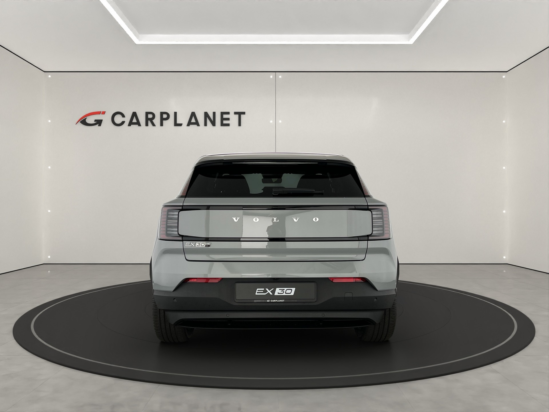 VOLVO EX30 P8 AWD-image-1