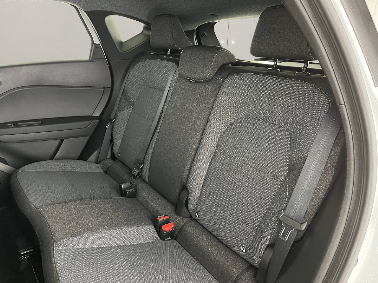 RENAULT Captur 1.8 E-Tech techno-image-7