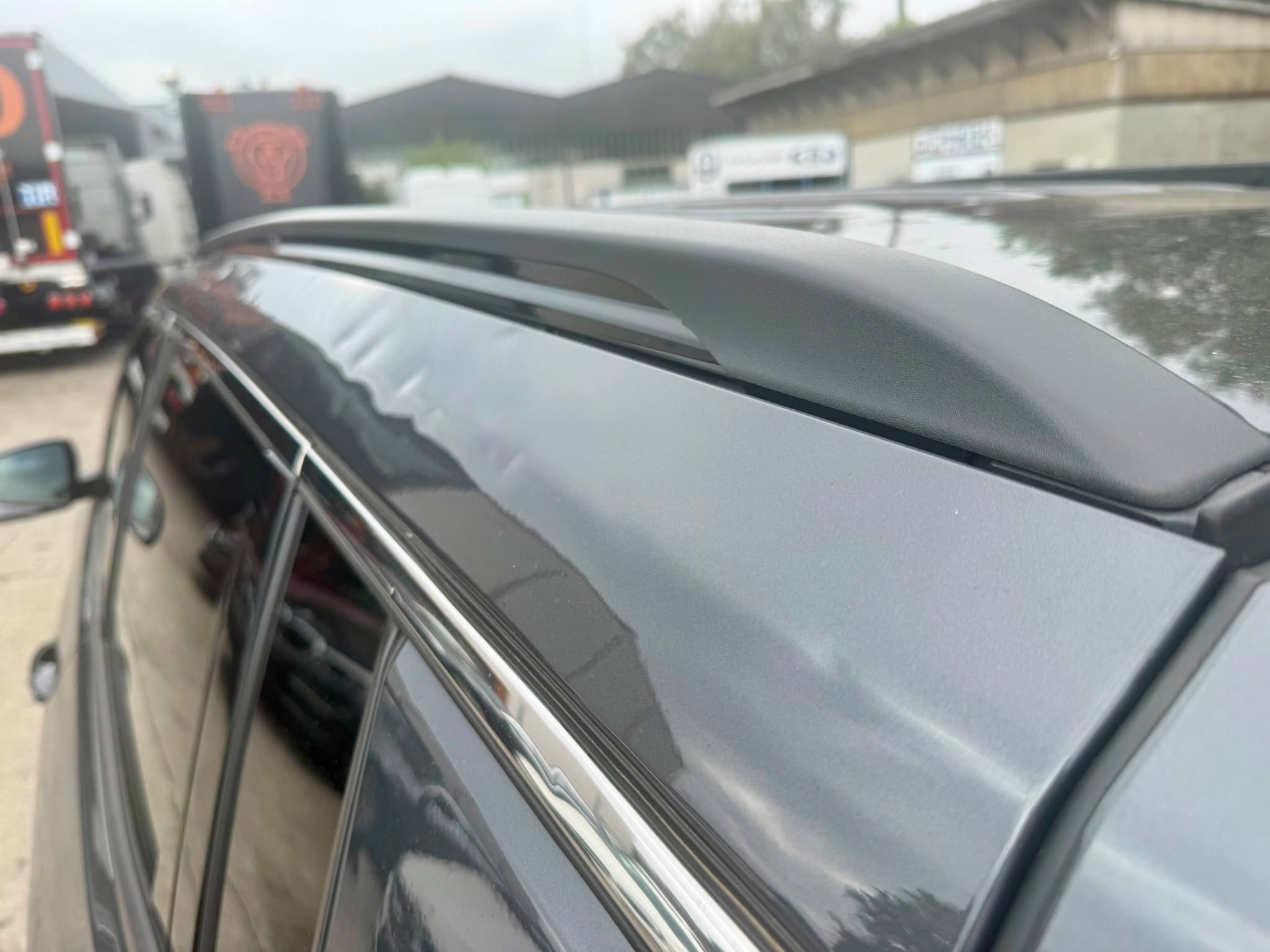 JEEP Compass 4x2 1.5 T MHEV Swiss Limited Plus-image-8