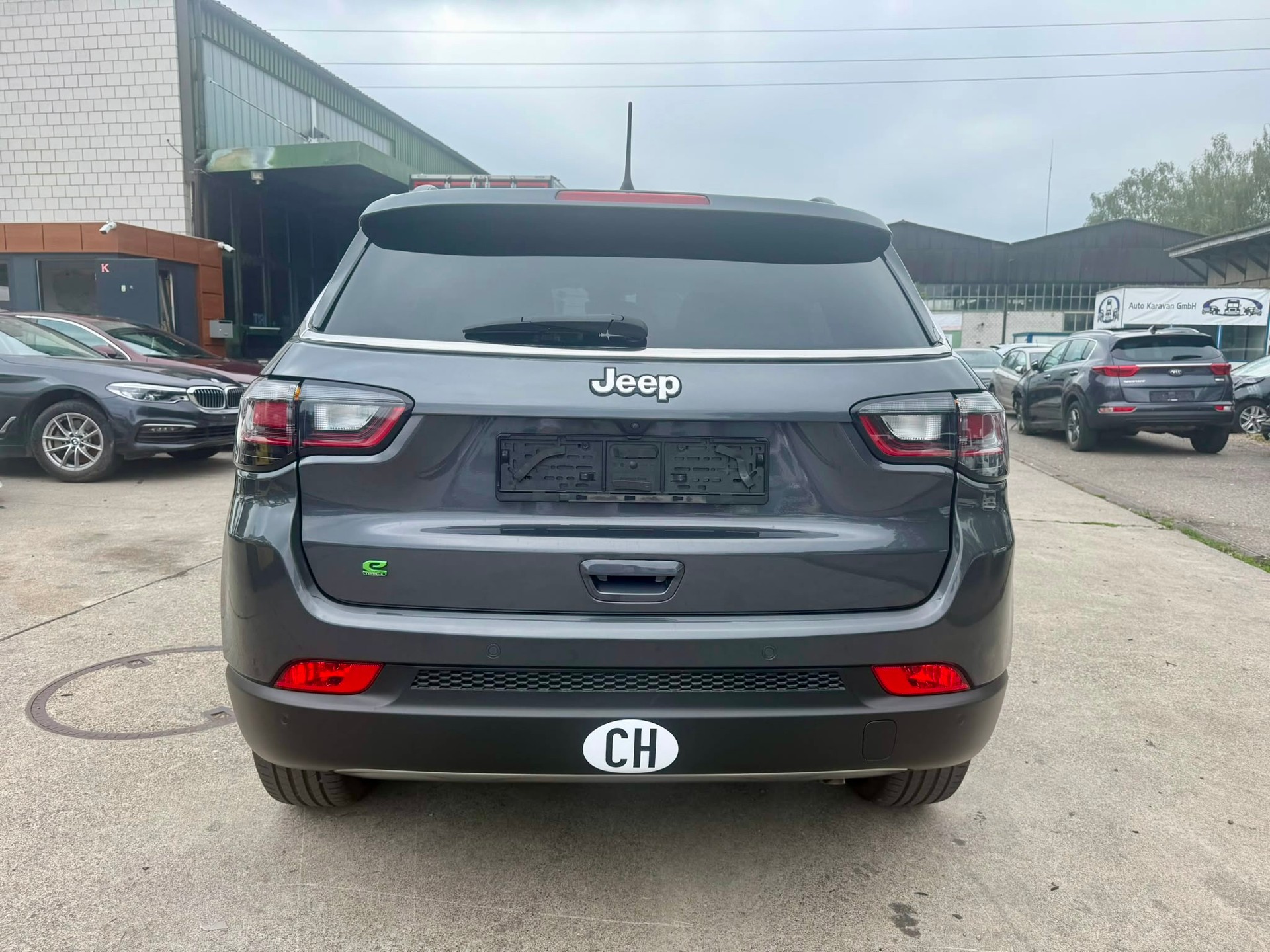 JEEP Compass 4x2 1.5 T MHEV Swiss Limited Plus-image-6