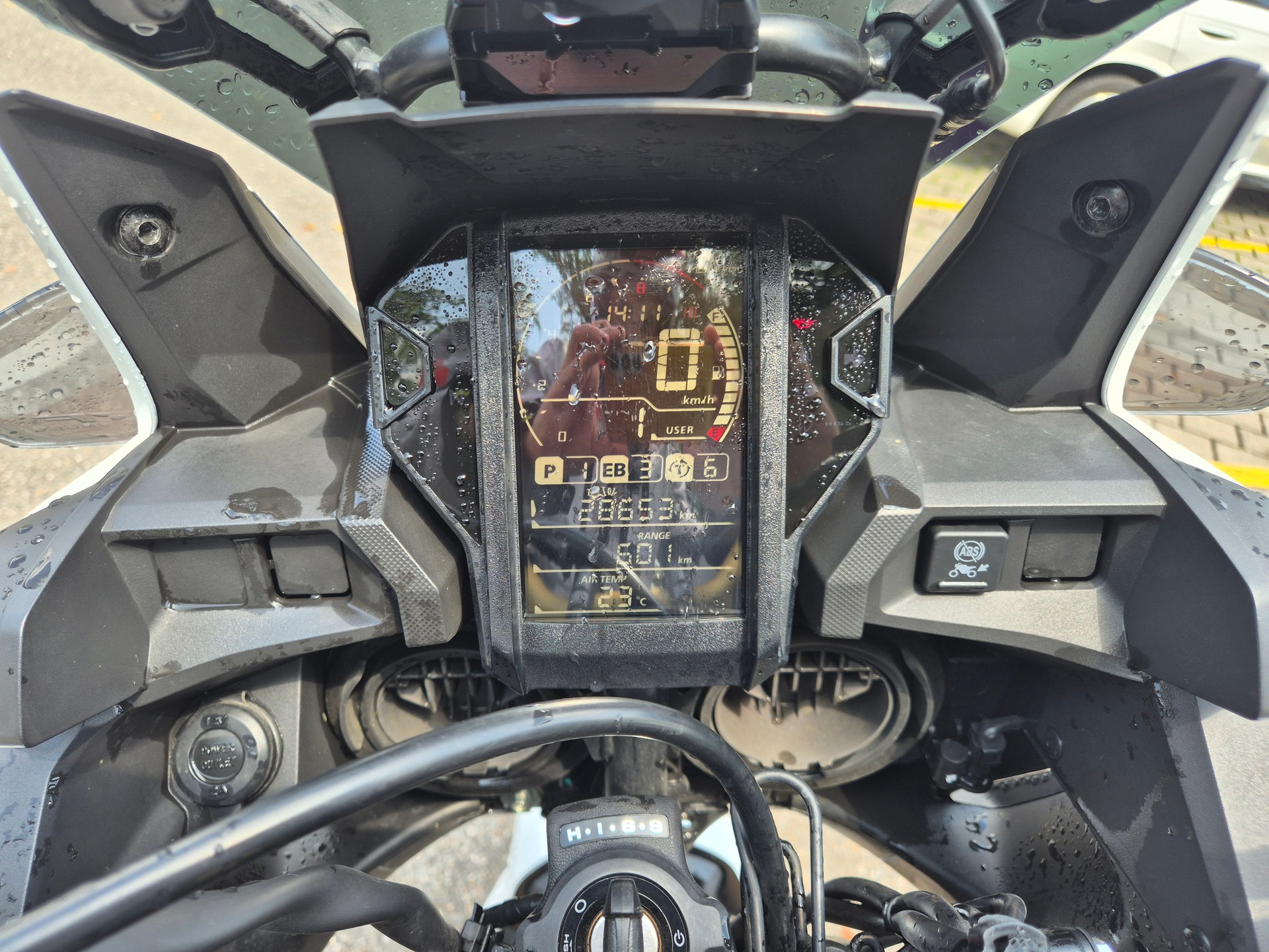 HONDA Africa Twin Adventure Sports CRF 1000A-image-9