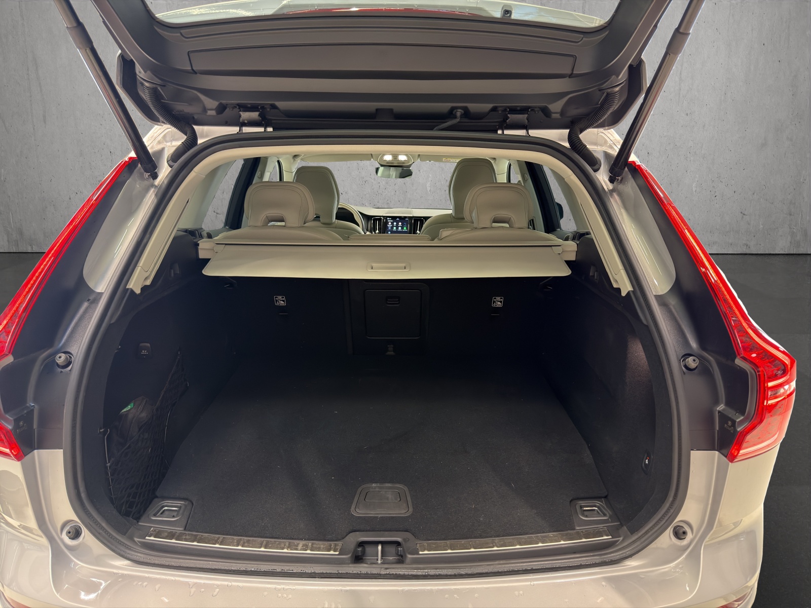 Image VOLVO XC60 XC60 2.0 T6 TE Ultra Dark eAWD