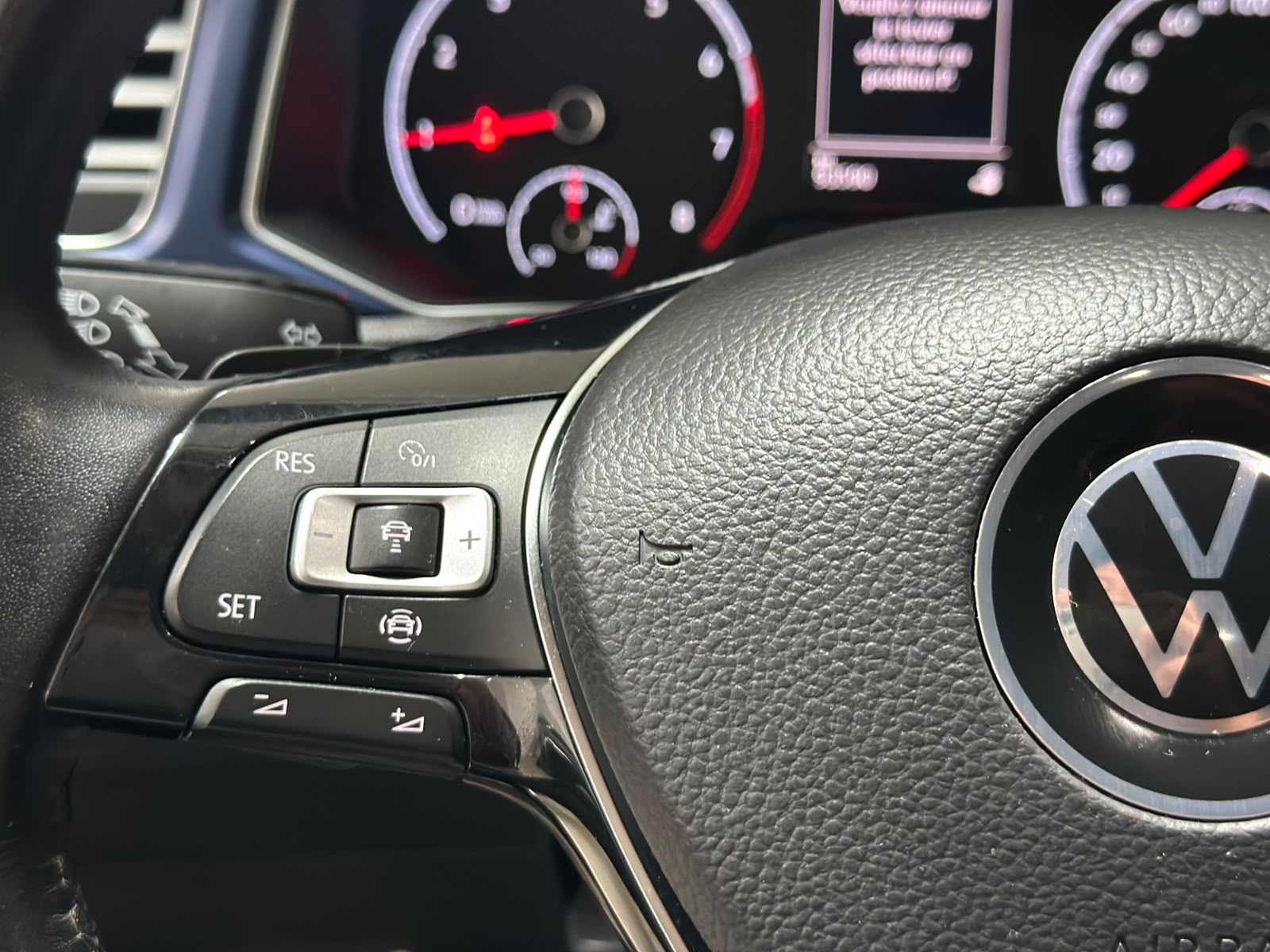 VW T-Roc 1.5 TSI EVO Advance DSG-image-11