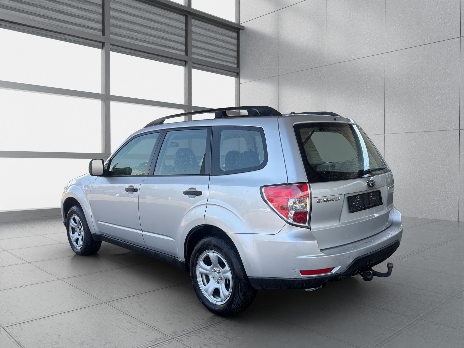 SUBARU Forester 2.0X Advantage-image-3