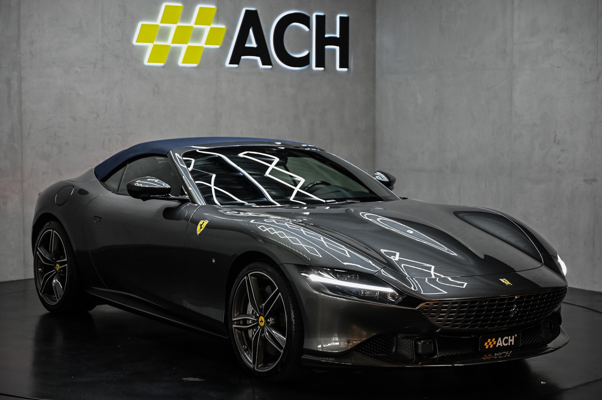 FERRARI Roma Spider 3.9 Turbo-image-3