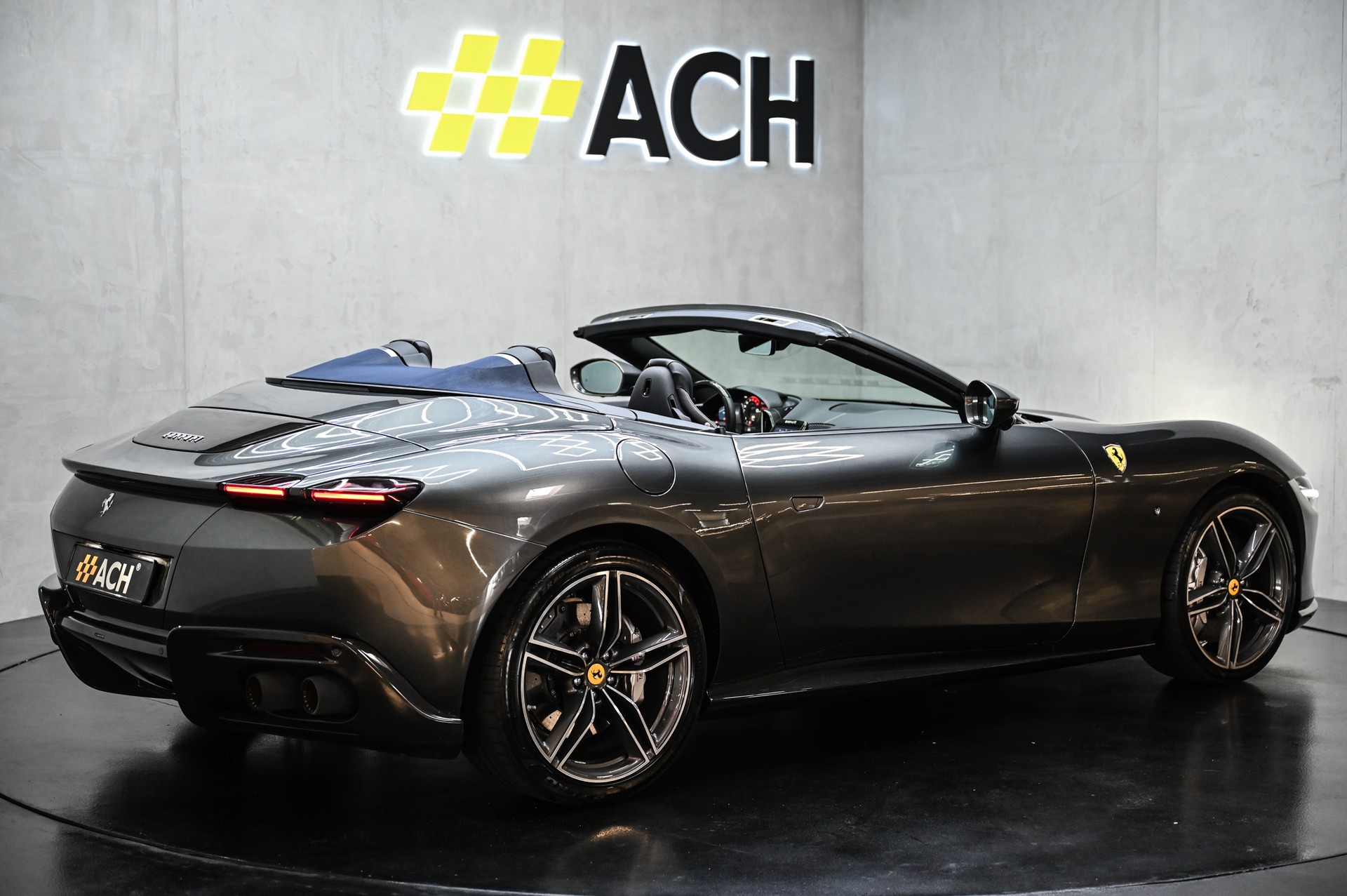 FERRARI Roma Spider 3.9 Turbo-image-11