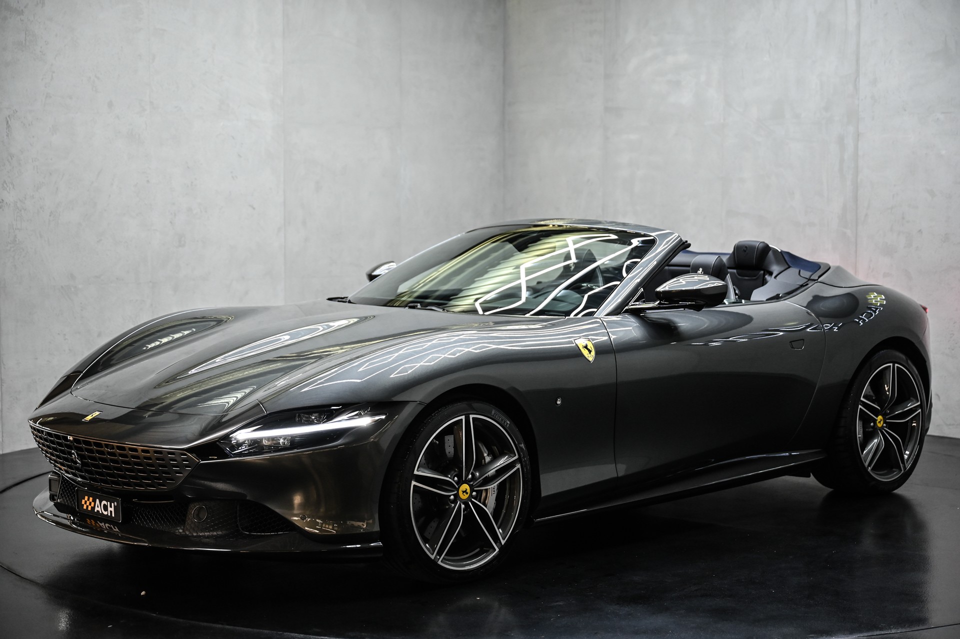 FERRARI Roma Spider 3.9 Turbo-image-2
