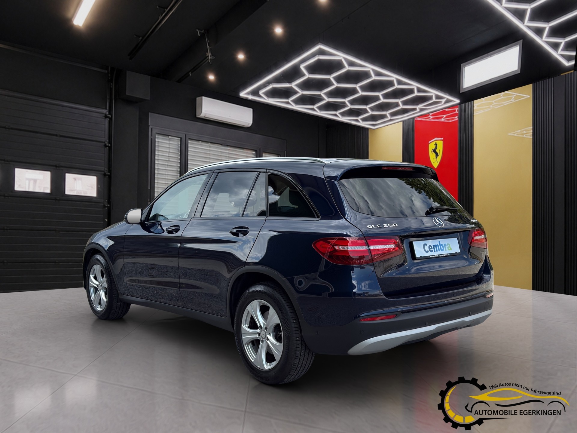 MERCEDES-BENZ GLC 250 4Matic 9G-Tronic-image-6