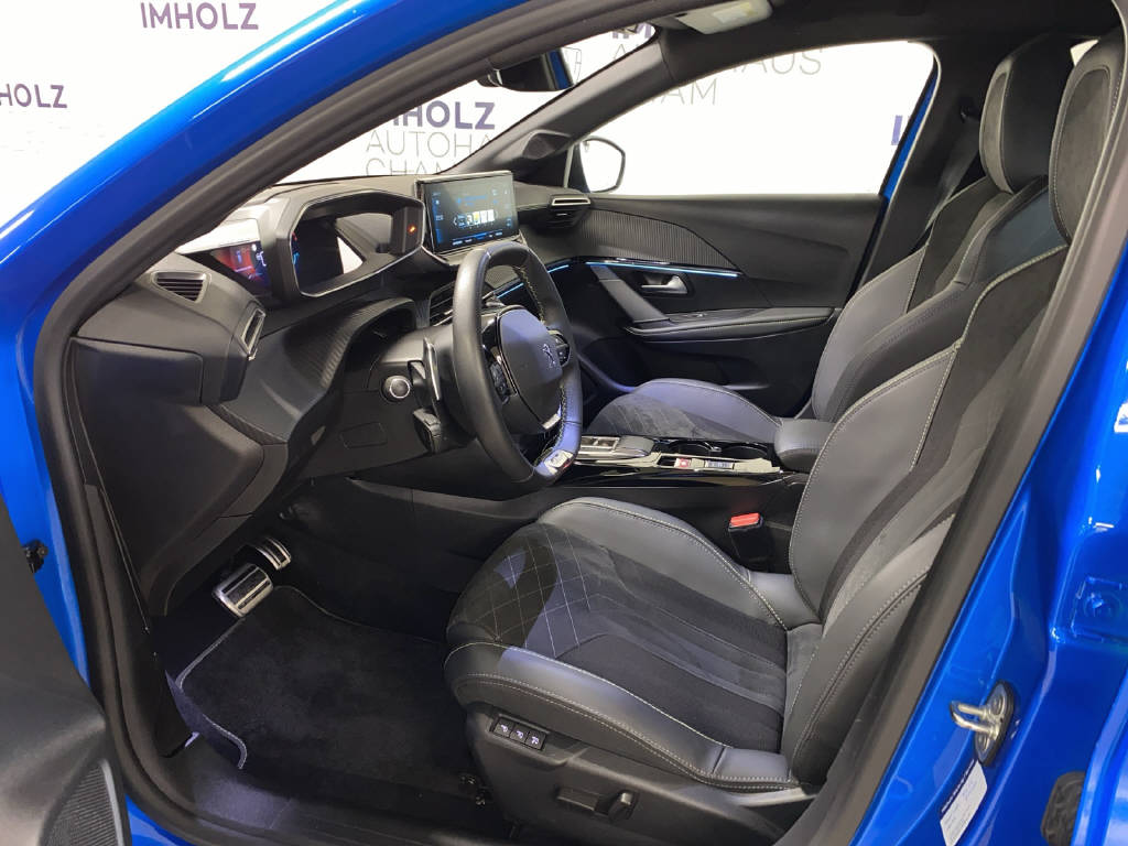 PEUGEOT 208 1.2 PureTech 130 GT-image-15