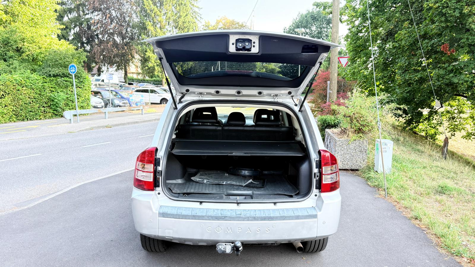 JEEP Compass 2.0 CRD Limited-image-14
