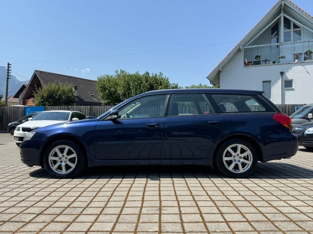 SUBARU Legacy 2.0i AWD Swiss-image-3