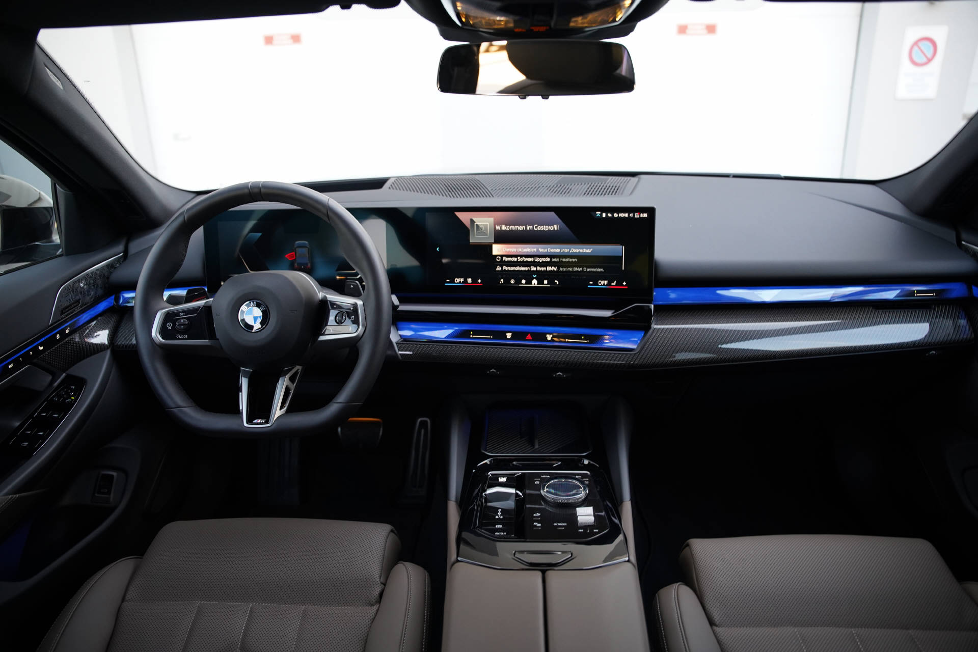 BMW 540d xDrive 48V M Sport Pro Steptronic-image-11