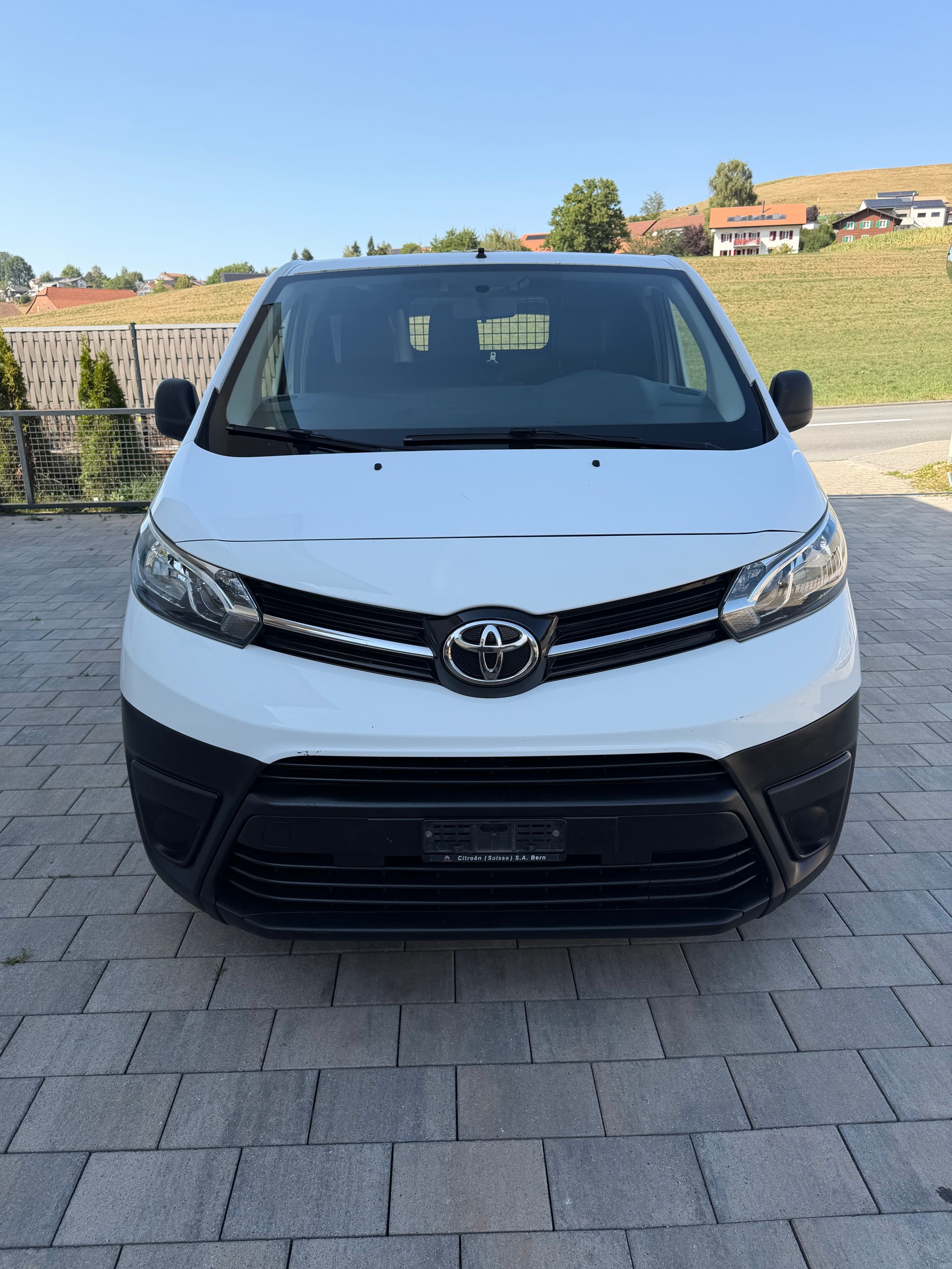 TOYOTA Proace 1.6D Glass Van L1 Terra