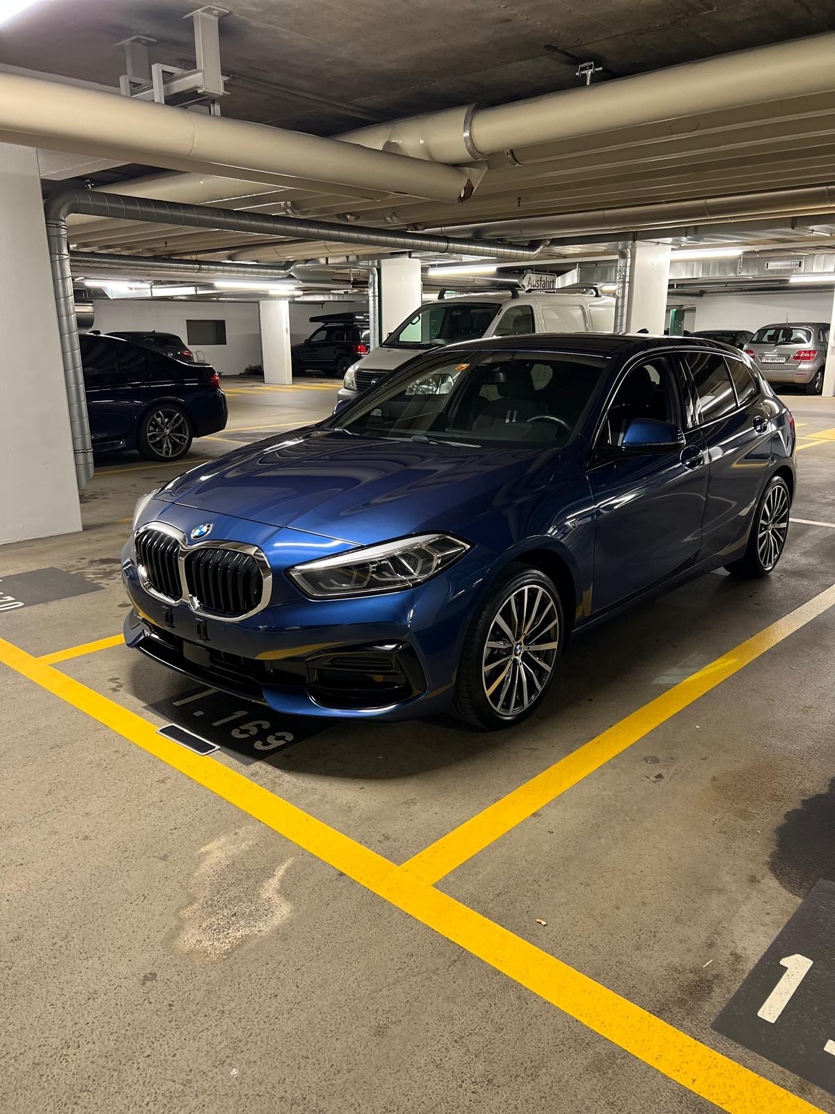 BMW 120d xDrive SAG-image-0