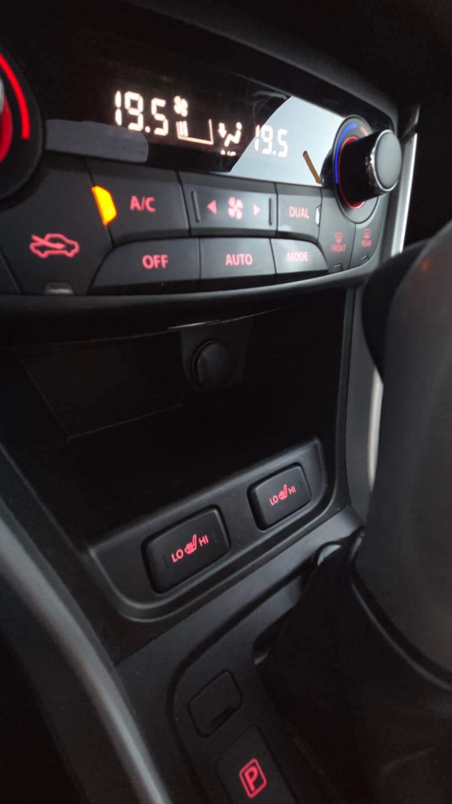 SUZUKI SX4 S-Cross 1.4 16V Piz Sulai 4WD Swiss edition-image-13