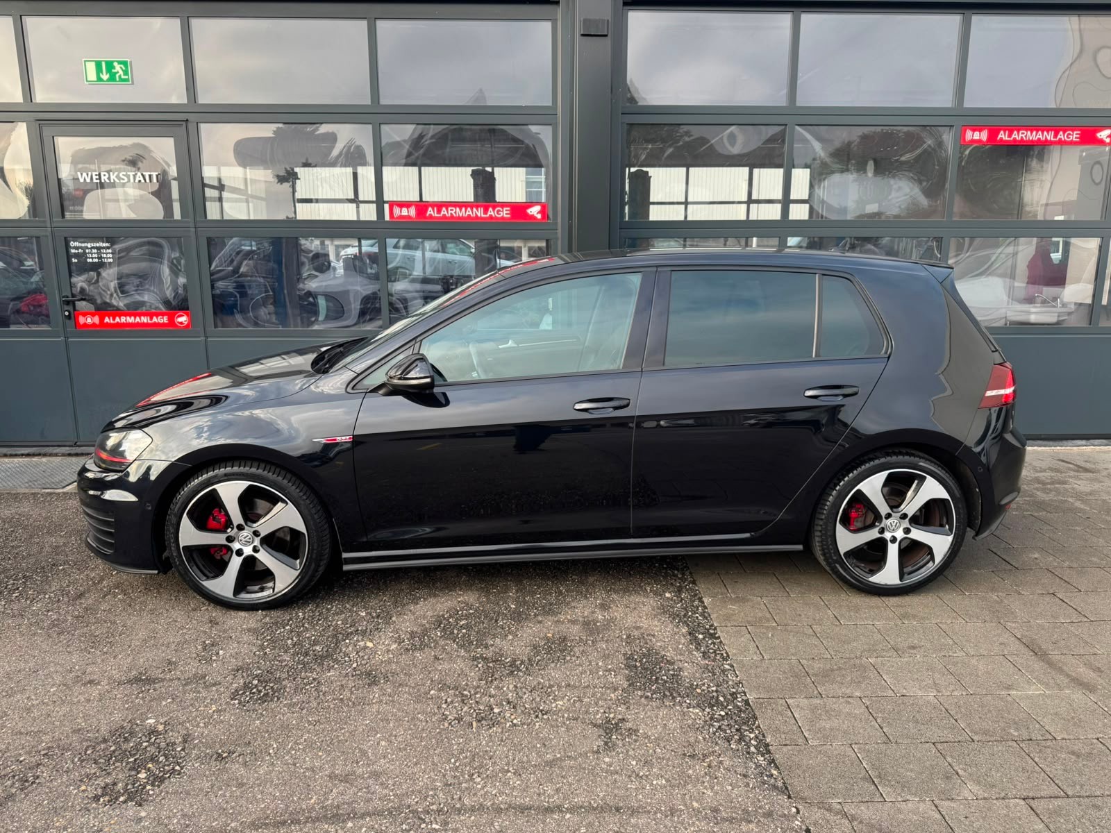 VW Golf 2.0 TSI GTI DSG-image-3