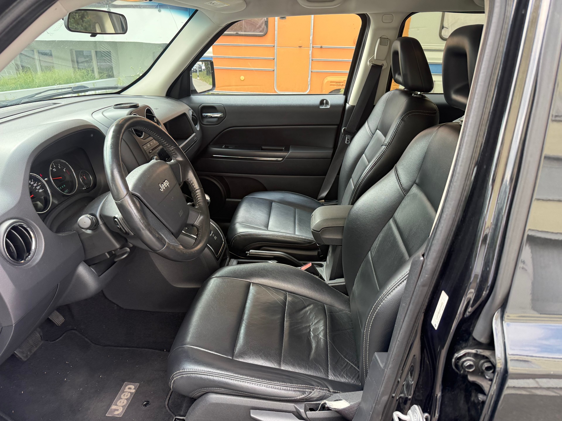 JEEP Patriot 2.4 Limited CVT-image-5