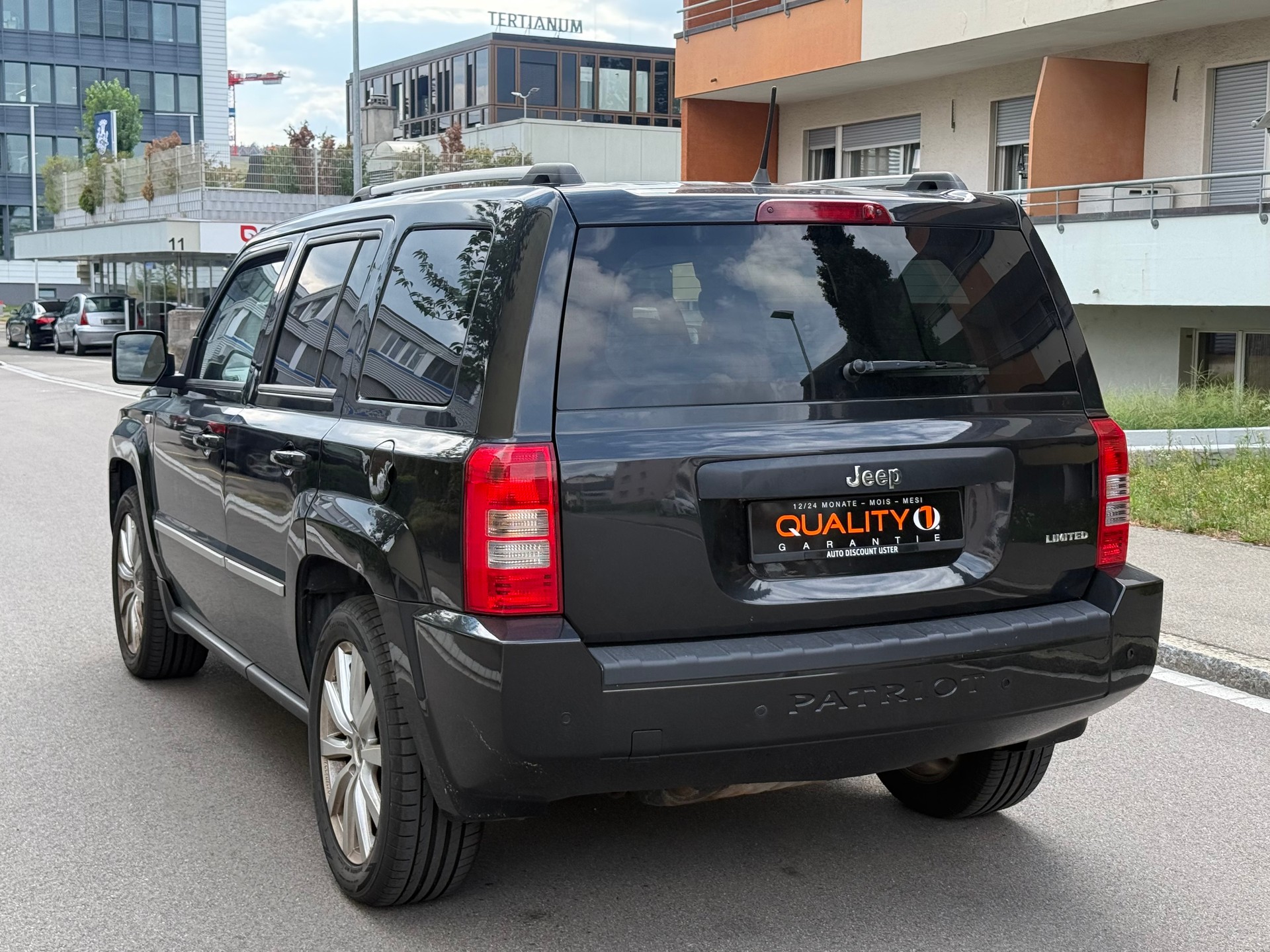 JEEP Patriot 2.4 Limited CVT-image-3