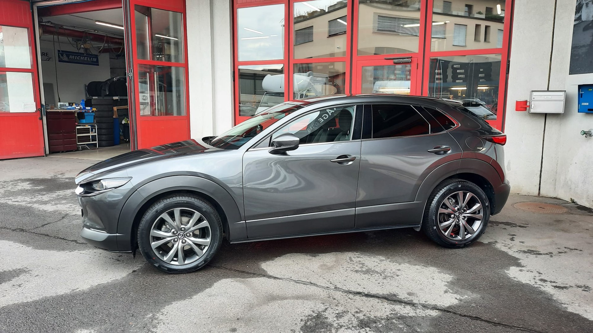 MAZDA CX-30 SKYACTIV-X M Hybrid 180 Revolution AWD Automat-image-2