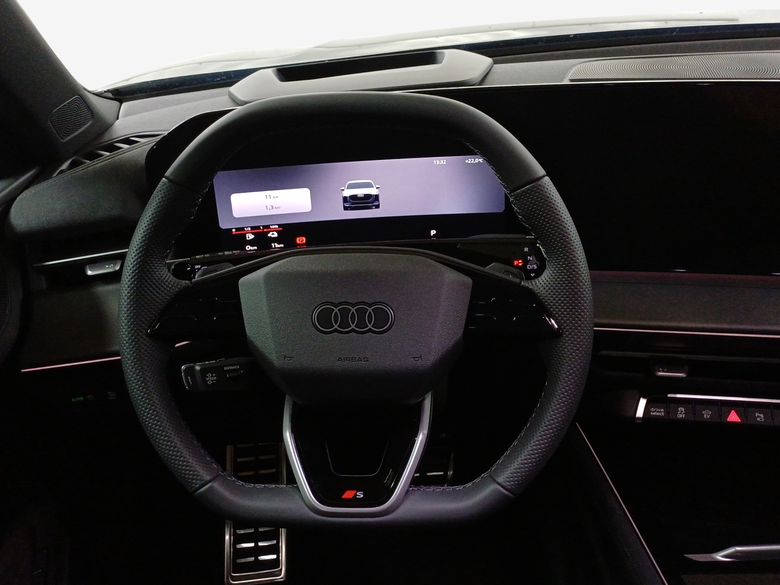 AUDI Q3 Sportback e-hybrid 200 kW S tronig-image-9