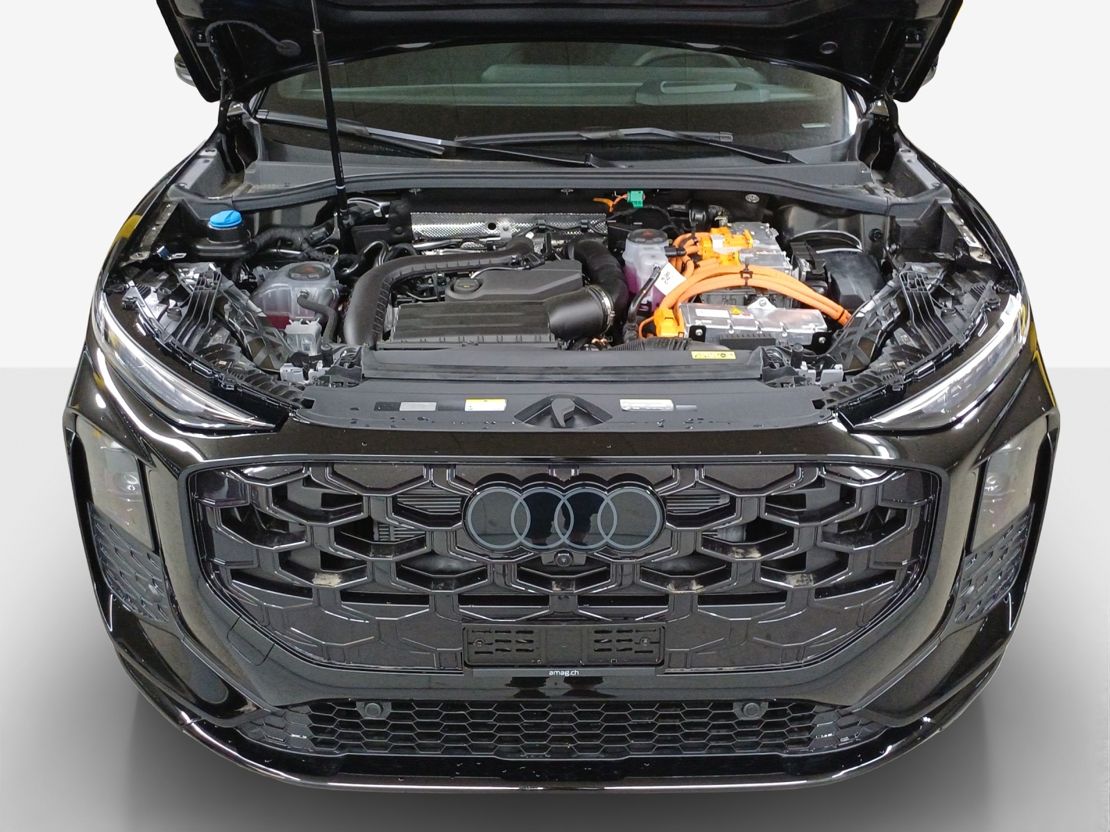 AUDI Q3 Sportback e-hybrid 200 kW S tronig-image-14