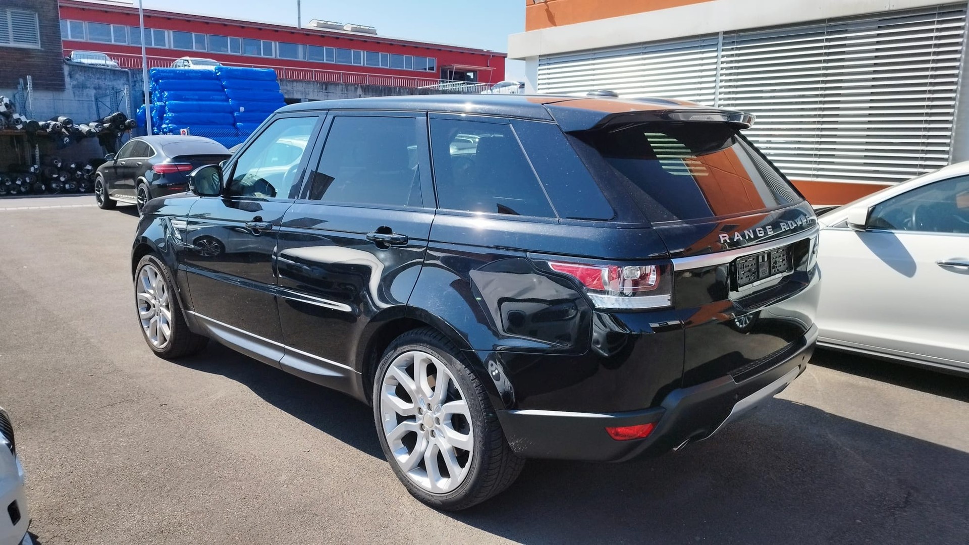 LAND ROVER Range Rover Sport 3.0 SDV6 HSE Automatic-image-1