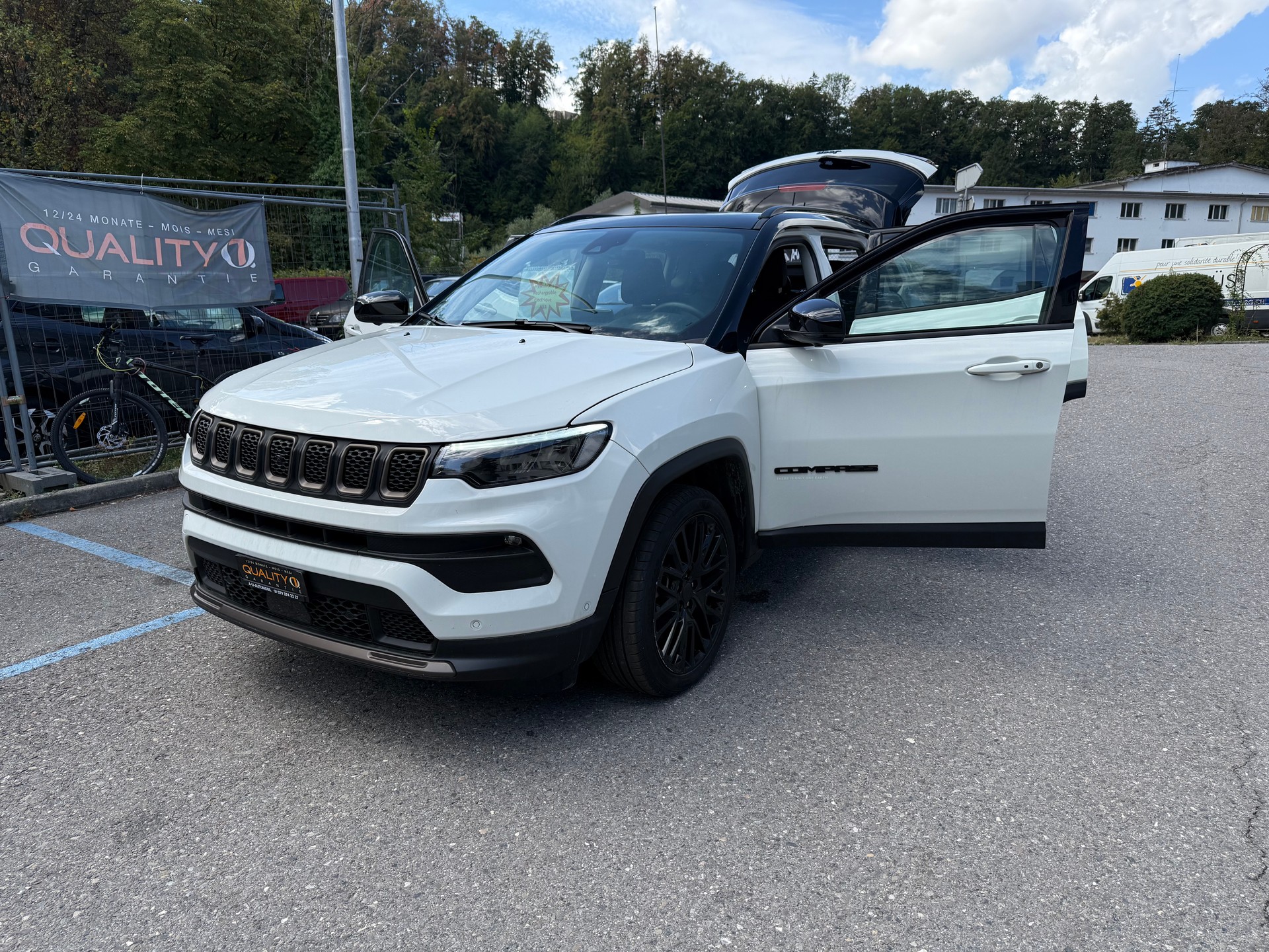 JEEP Compass 1.3 T PHEV Swiss Limited AWD-image-16