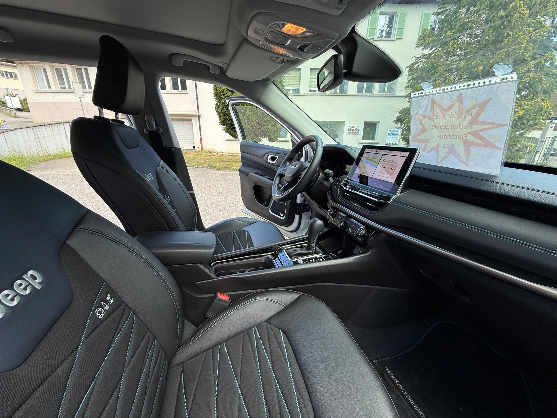 JEEP Compass 1.3 T PHEV Swiss Limited AWD-image-14