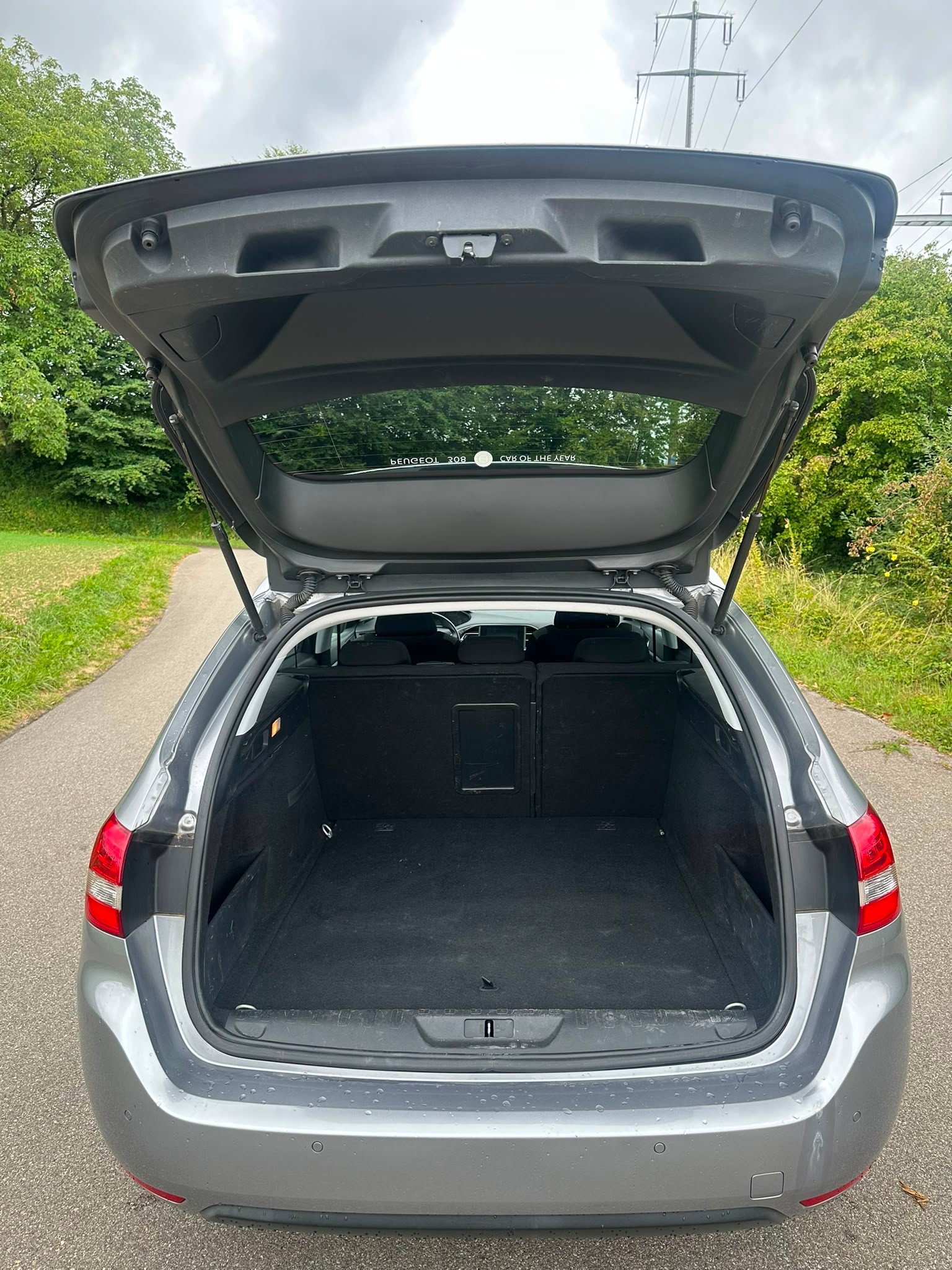 PEUGEOT 308 SW 1.2 THP Business-image-13