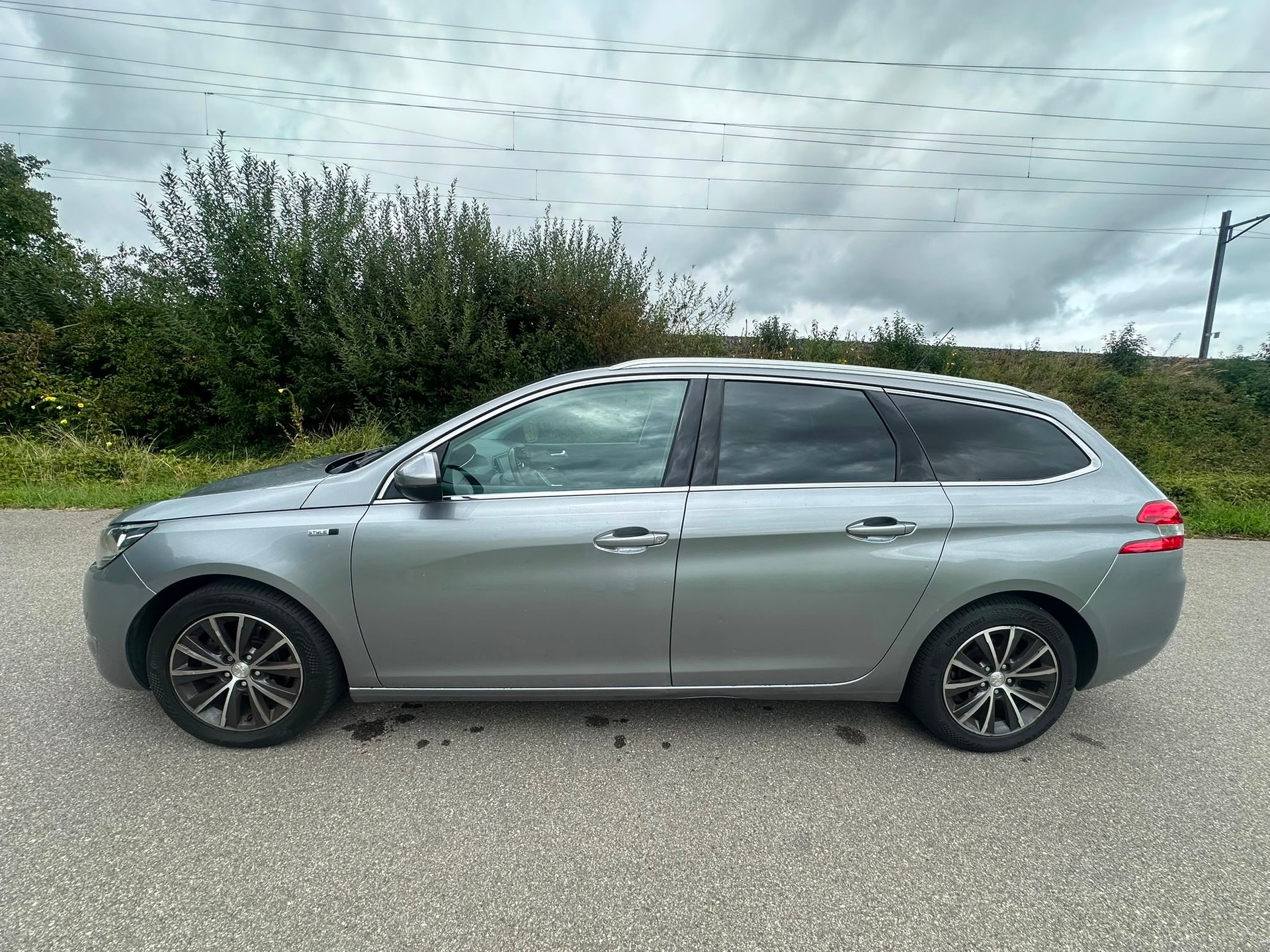 PEUGEOT 308 SW 1.2 THP Business-image-6