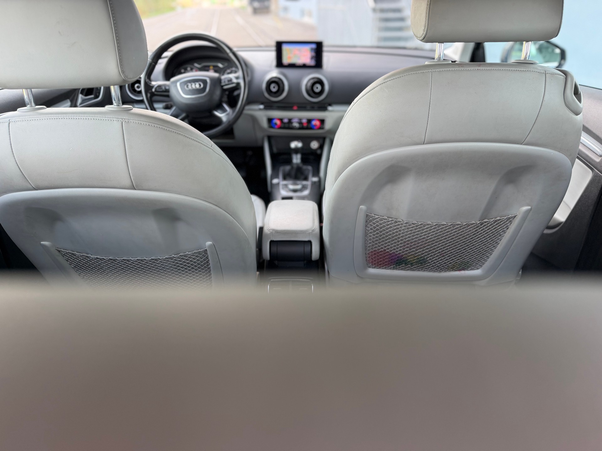 AUDI A3 Sportback 1.4 TFSI Ambition-image-10