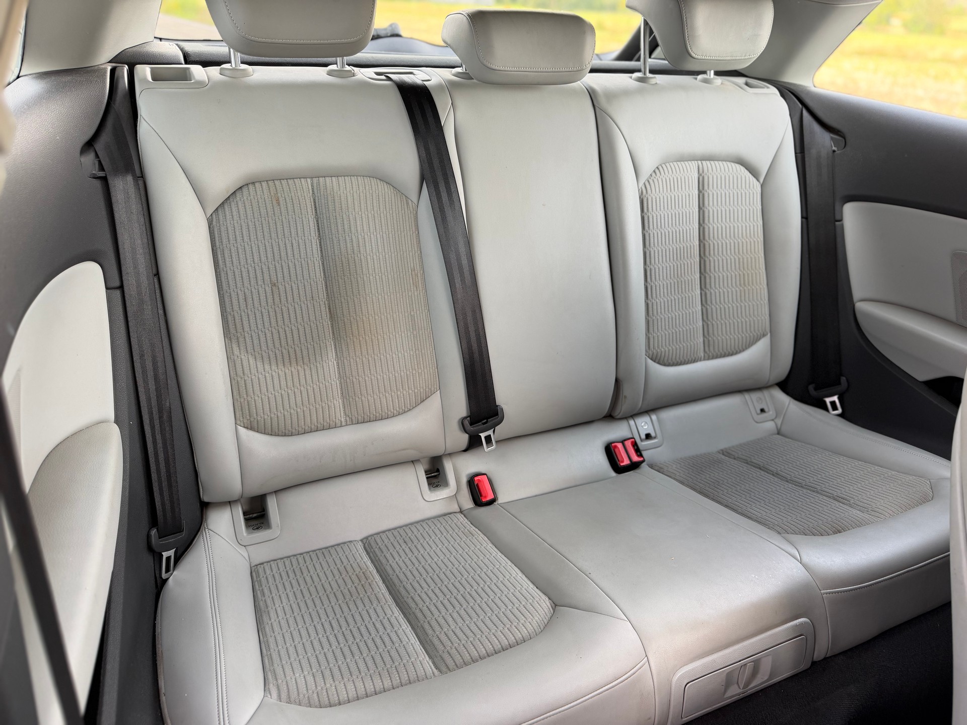 AUDI A3 Sportback 1.4 TFSI Ambition-image-13